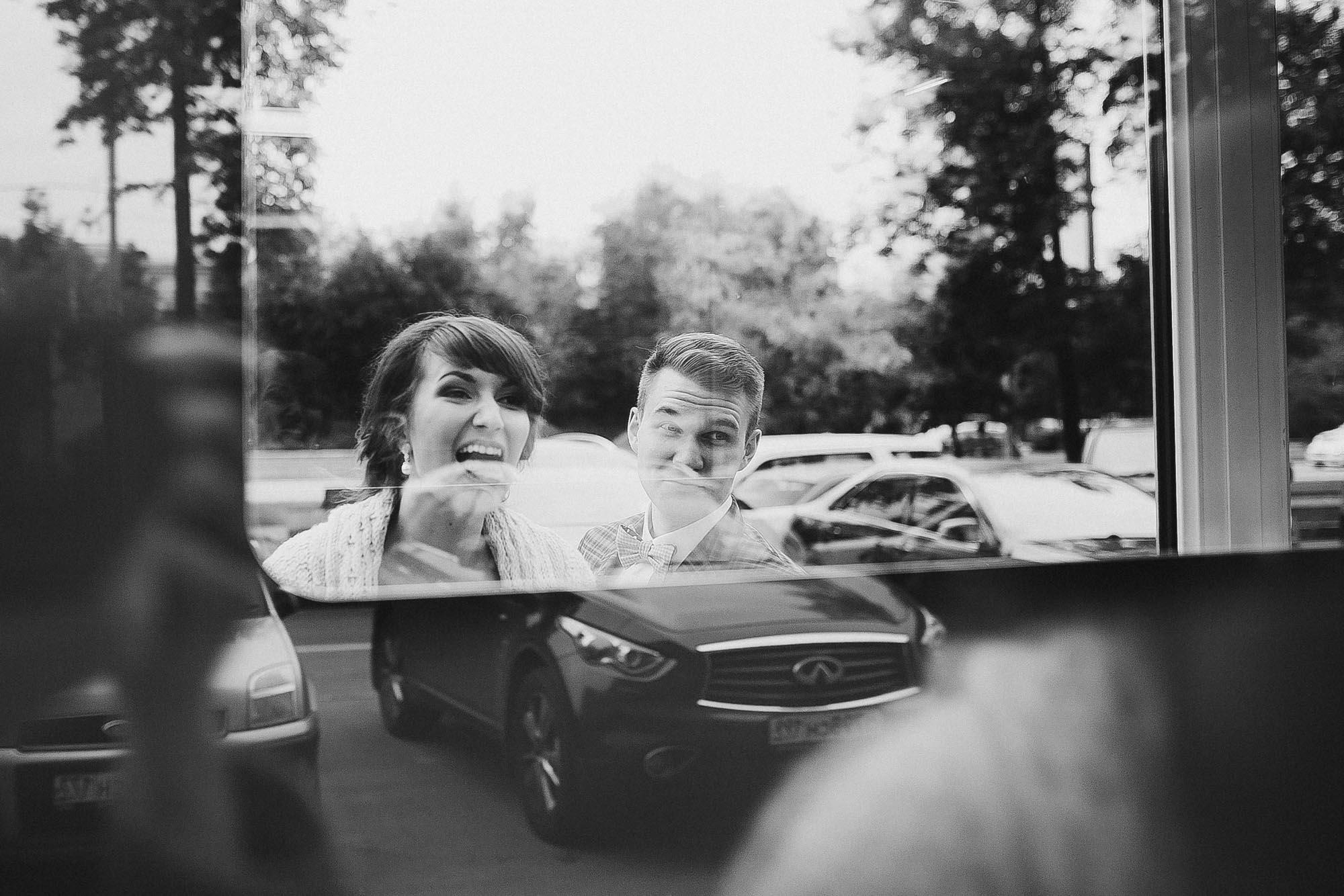 Свадьба Кати и Димы. Домашние сборы и прогулка в Мещерском парке. Фотограф в Москве (готова приехать к вам в город)