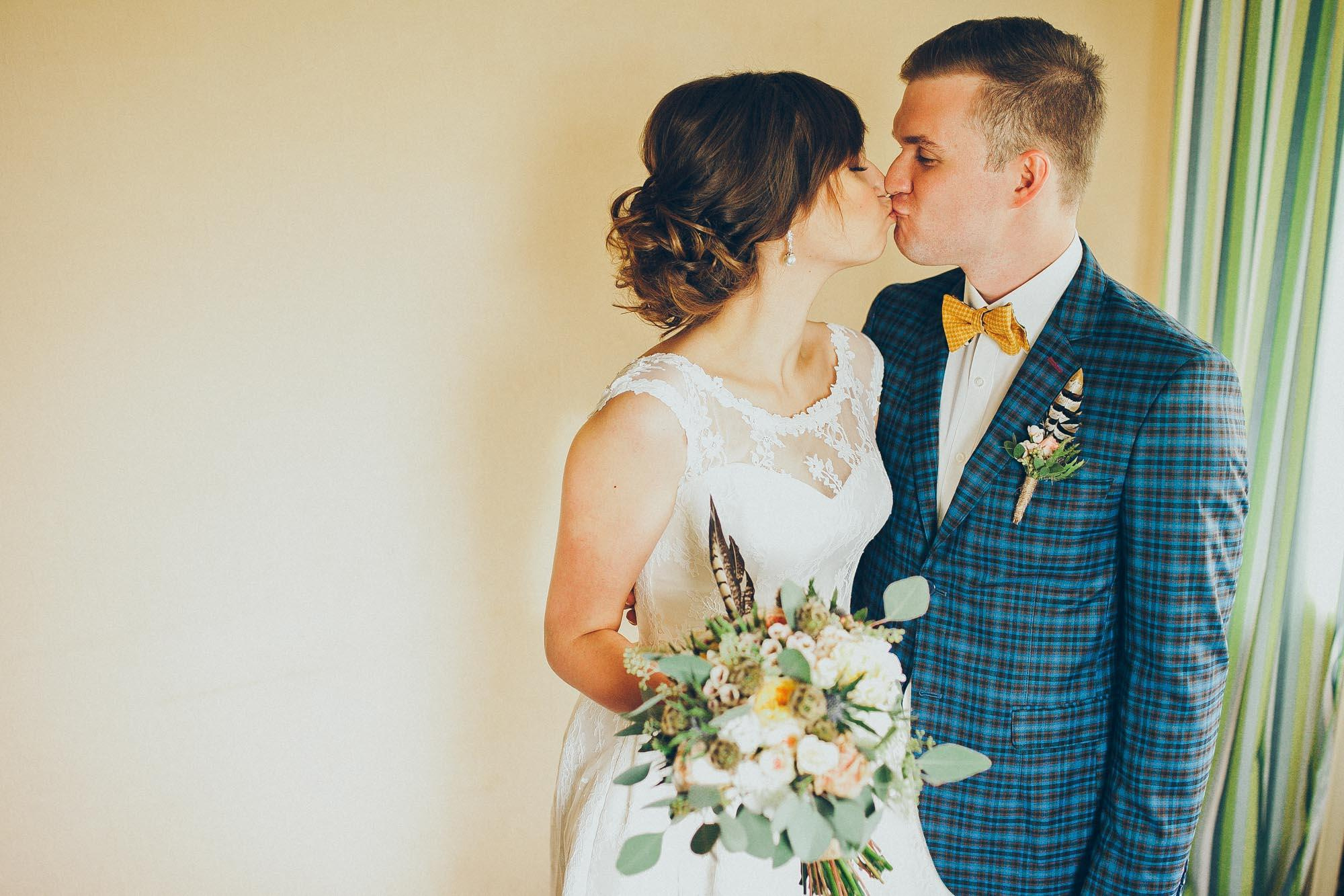 Свадьба Кати и Димы. Домашние сборы и прогулка в Мещерском парке. Фотограф в Москве (готова приехать к вам в город)