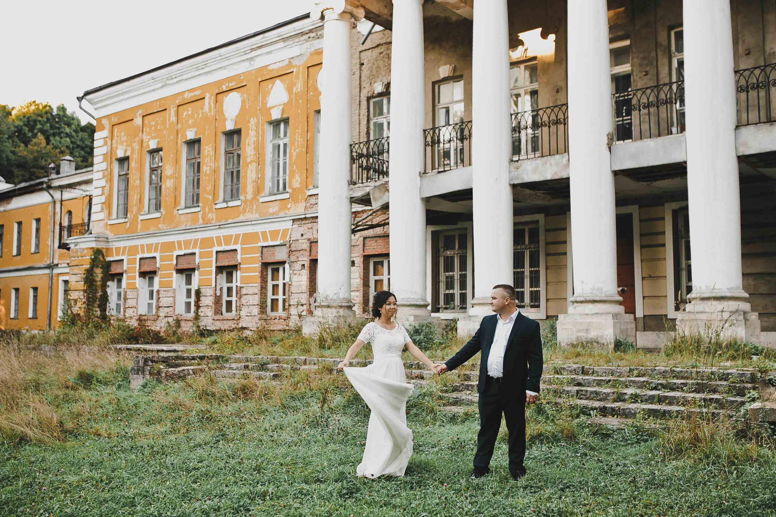 Прогулка в усадьбе Суханово после регистрации. Фотограф в Москве (готова приехать к вам в город)