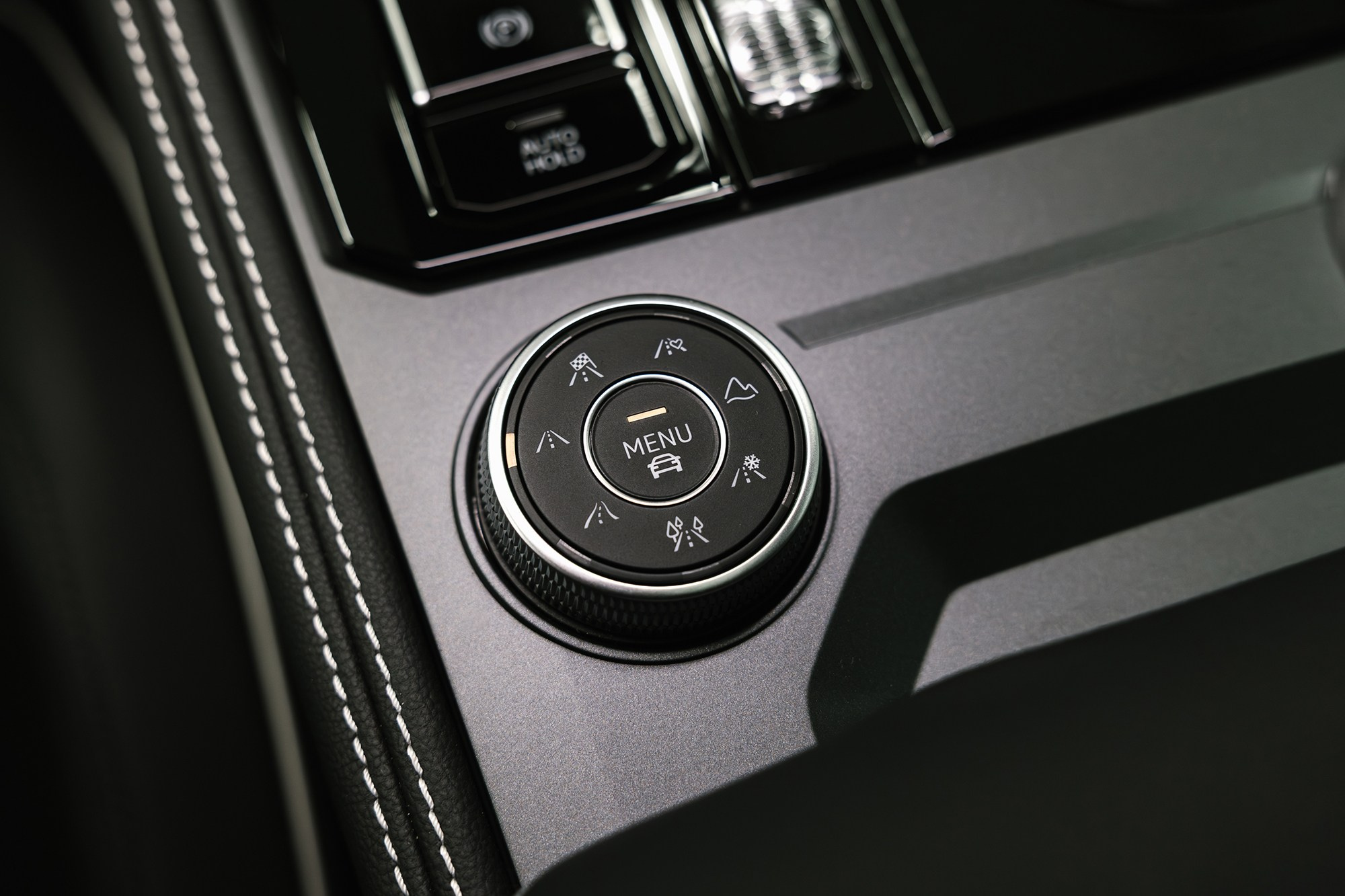 Volkswagen Touareg R-Line 3.0 TDI AT (286 л. с.) 2025. Автосалон «Х-Авто»
