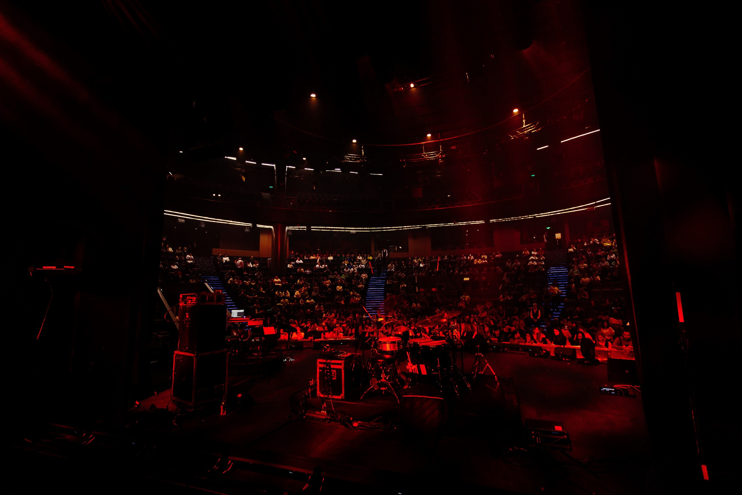 НОДАР РЕВИЯ. Фотограф в Москве Алексей Виноградов