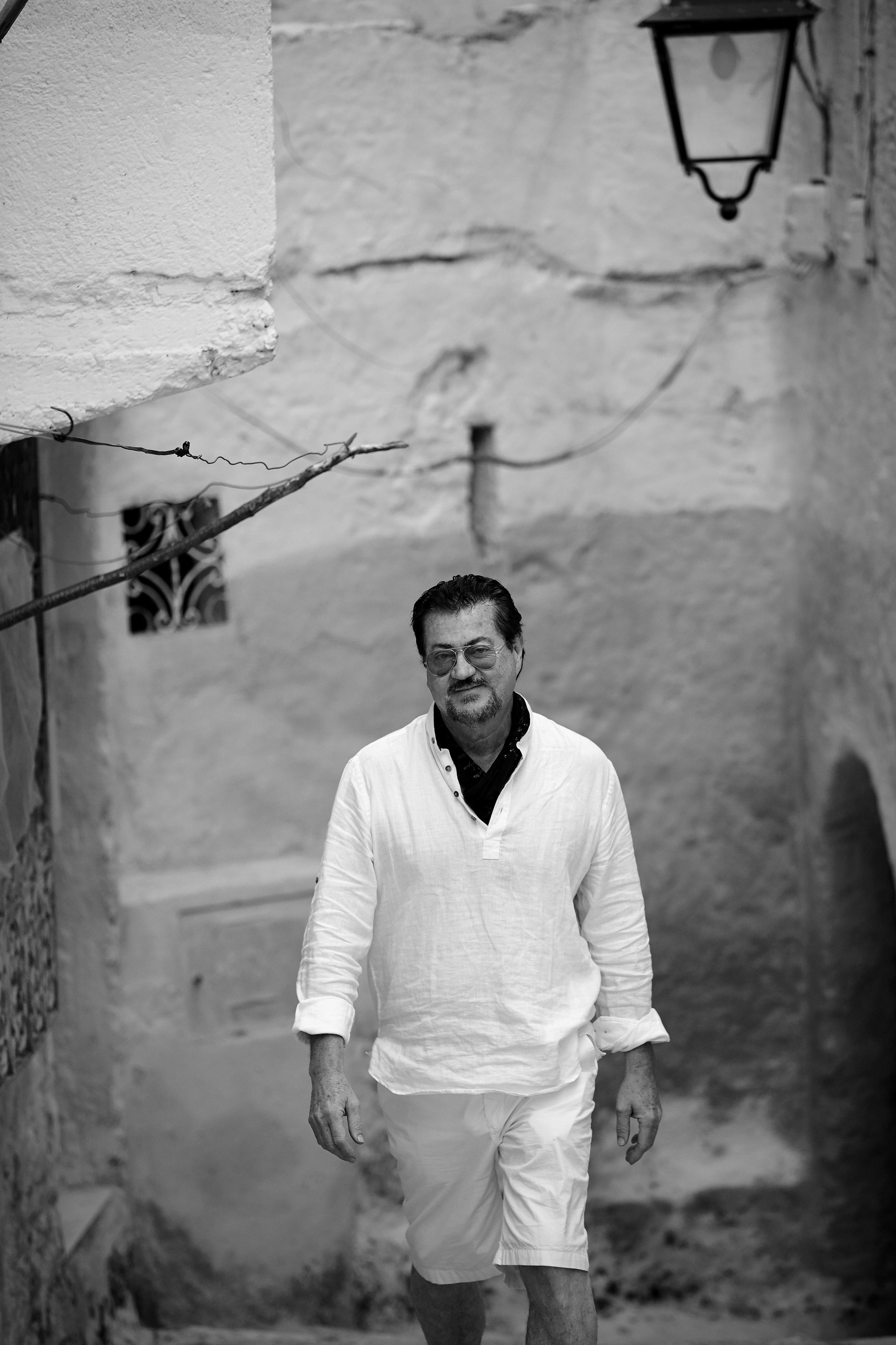 Ginnes Serran-Pagan. Художник. Скульптор. Поэт. Философ. Фотографирую масштабные события, людей и их истории по всему миру. Константин Трубников