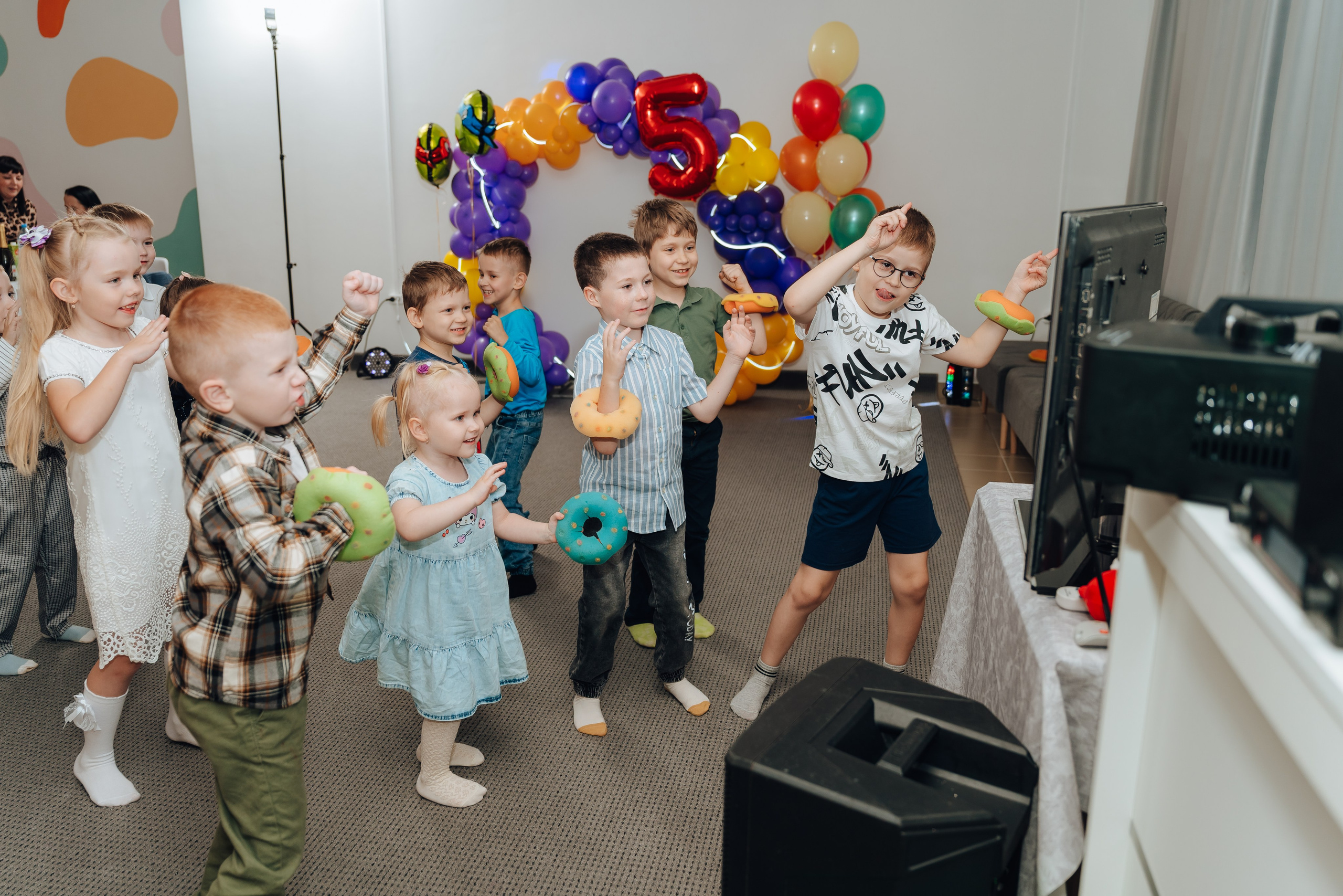 Праздник Матвея Мультифокс. Детский и семейный фотограф Катерина Мишина