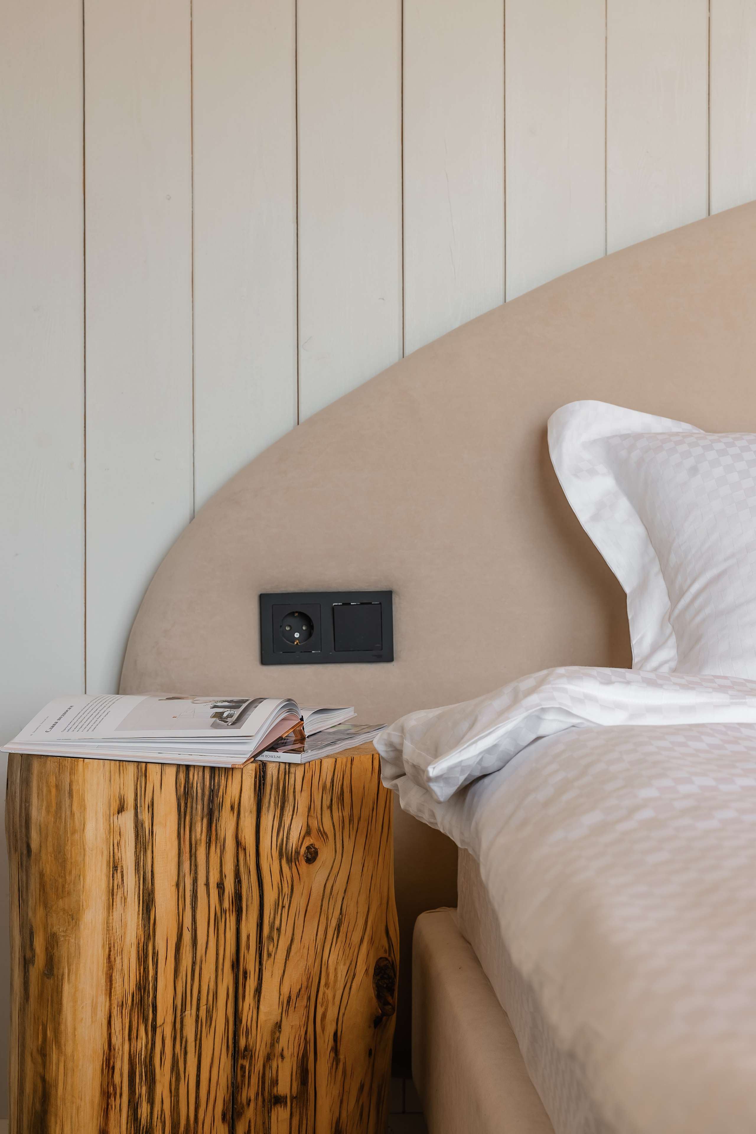 @Artel.Baikal. Фотограф и видеограф в Улан-Удэ: Аюна Габагуева и Артём Шаханов