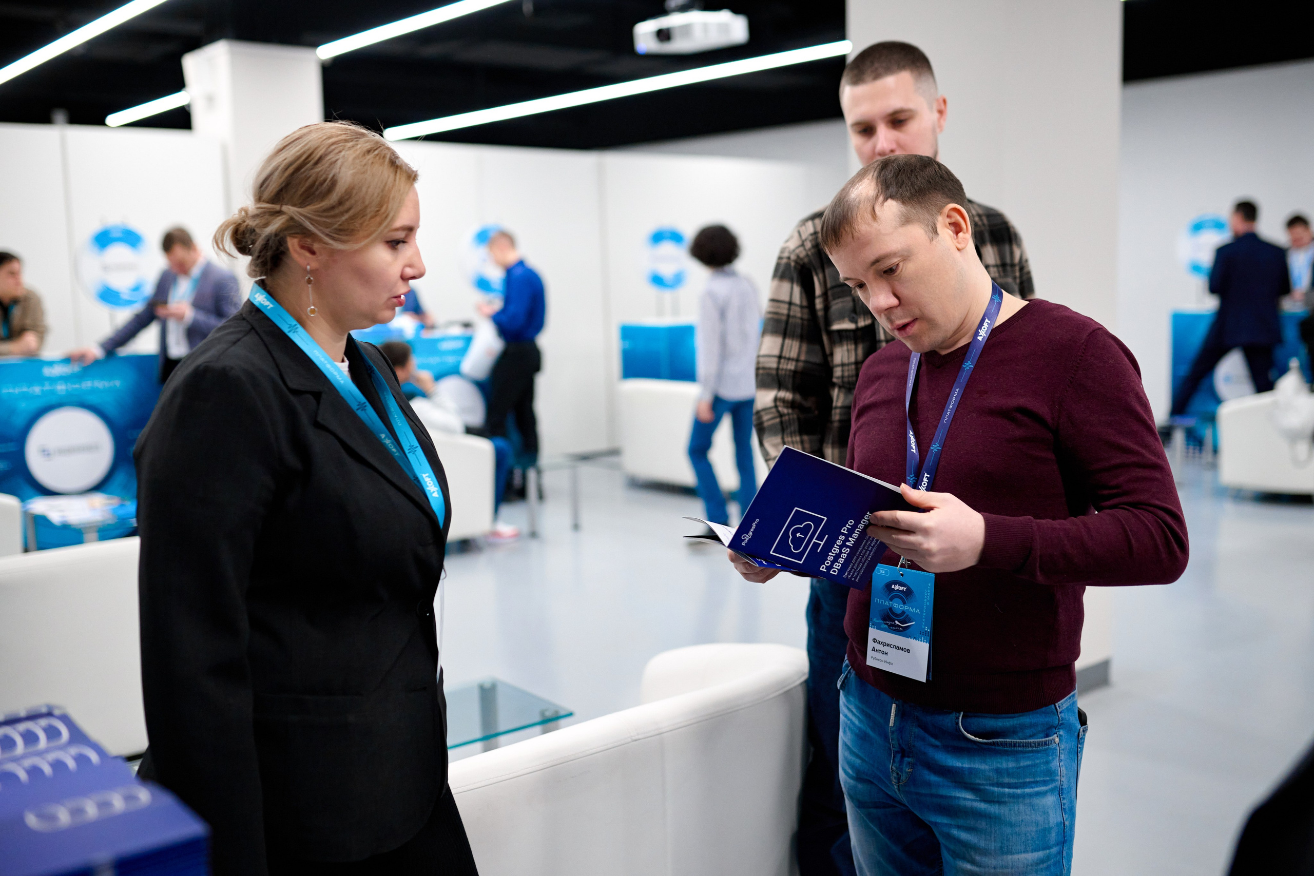 AXOFT. Максим Комаров — Профессиональный фотограф