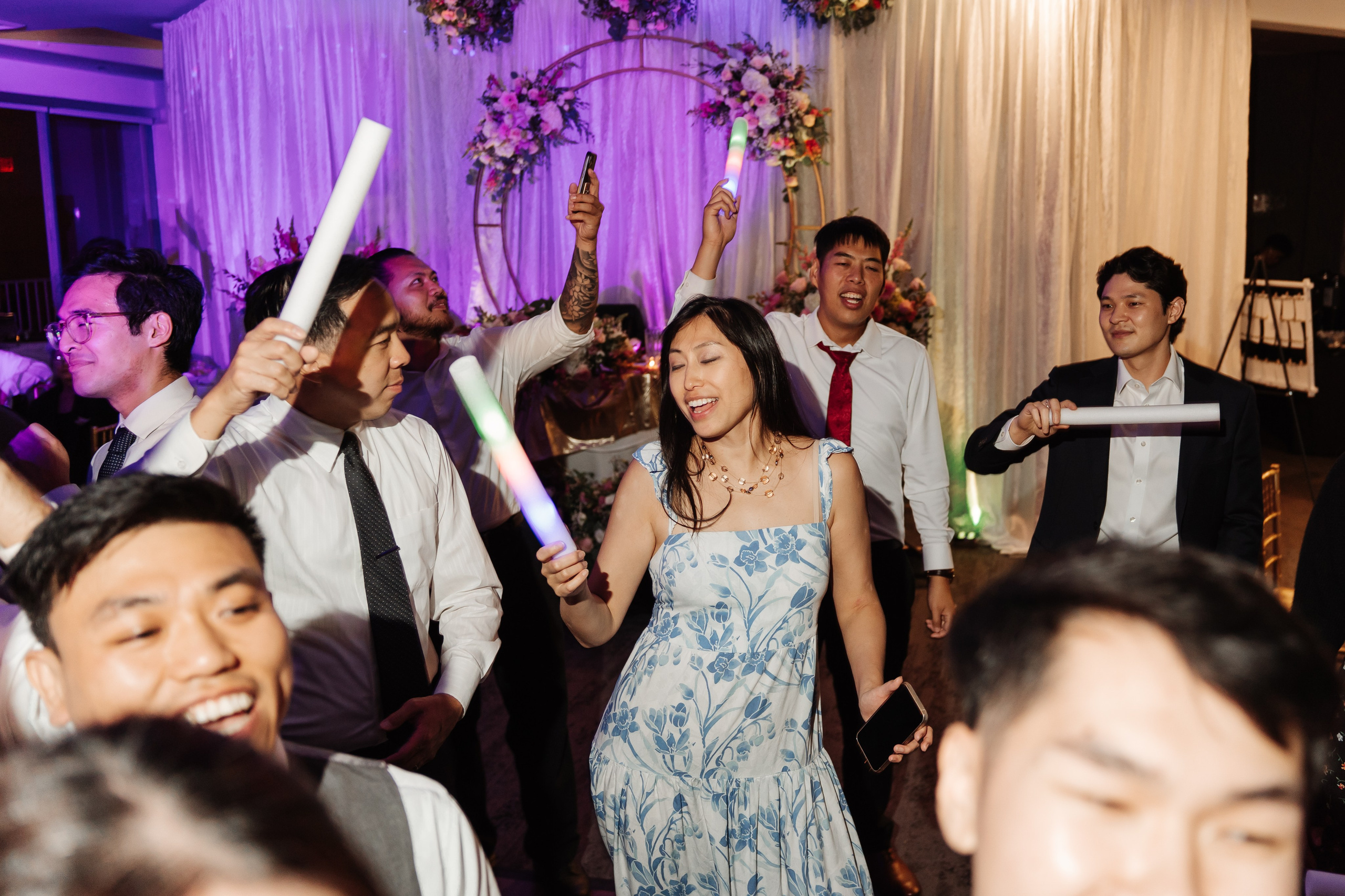 2025-08-16_AndreaChristopher. Ретушер Зенькевич Света