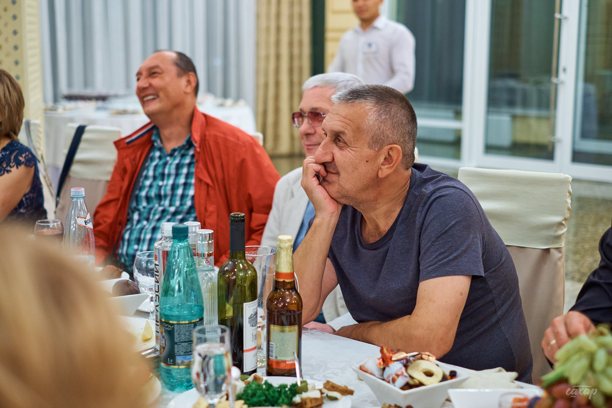 День рождение Сергея и Галины. Фотограф на банкет в Екатеринбурге Юра. Профессиональный фотограф в Екатеринбурге Юра Сахар