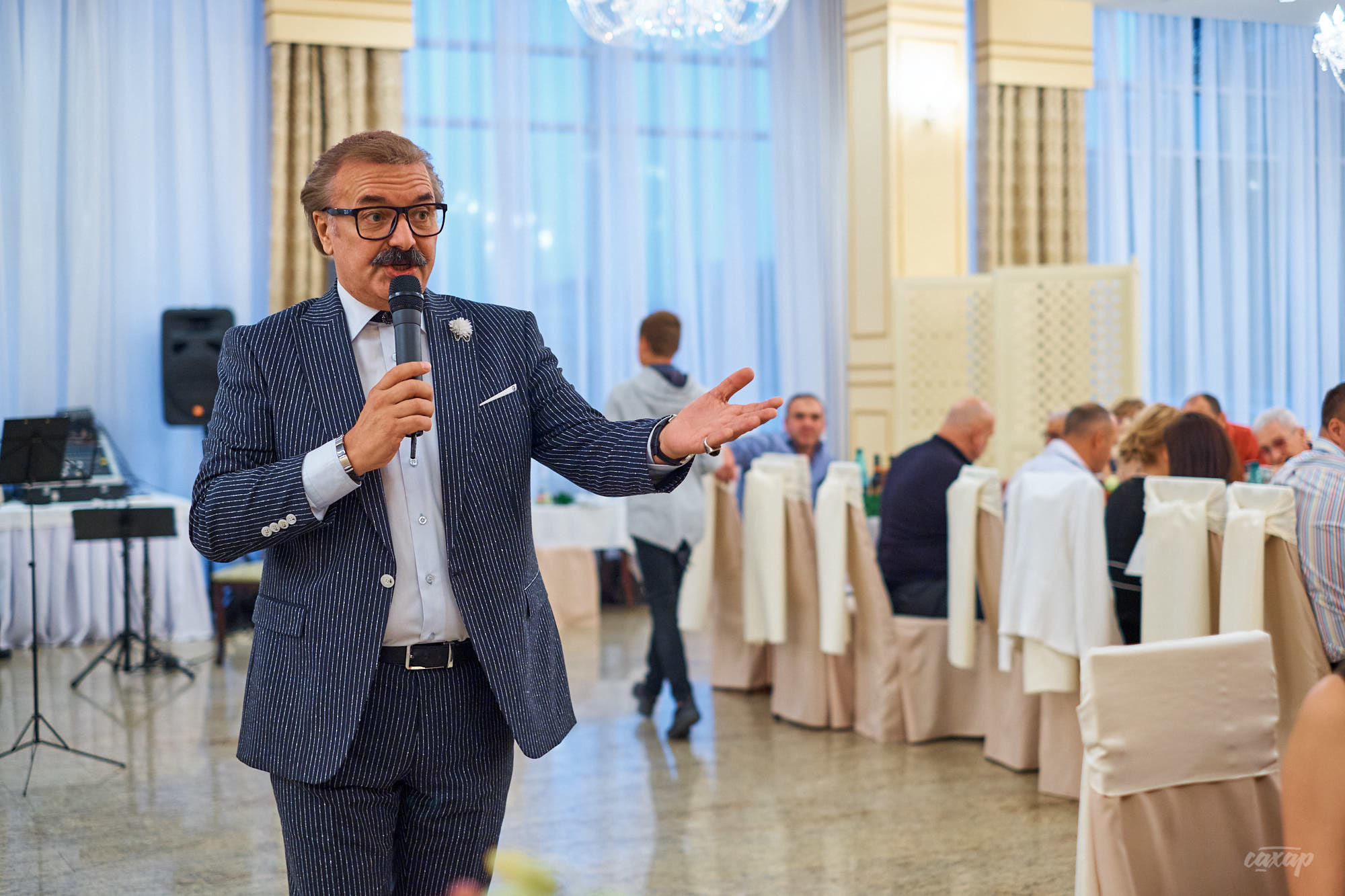 День рождение Сергея и Галины. Фотограф на банкет в Екатеринбурге Юра. Профессиональный фотограф в Екатеринбурге Юра Сахар