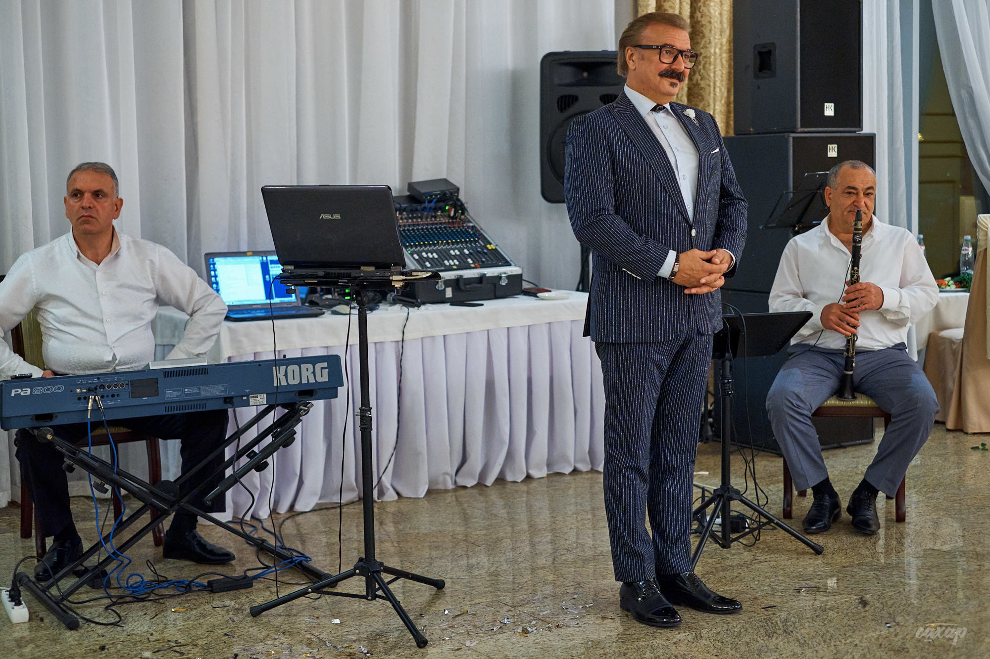 День рождение Сергея и Галины. Фотограф на банкет в Екатеринбурге Юра. Профессиональный фотограф в Екатеринбурге Юра Сахар