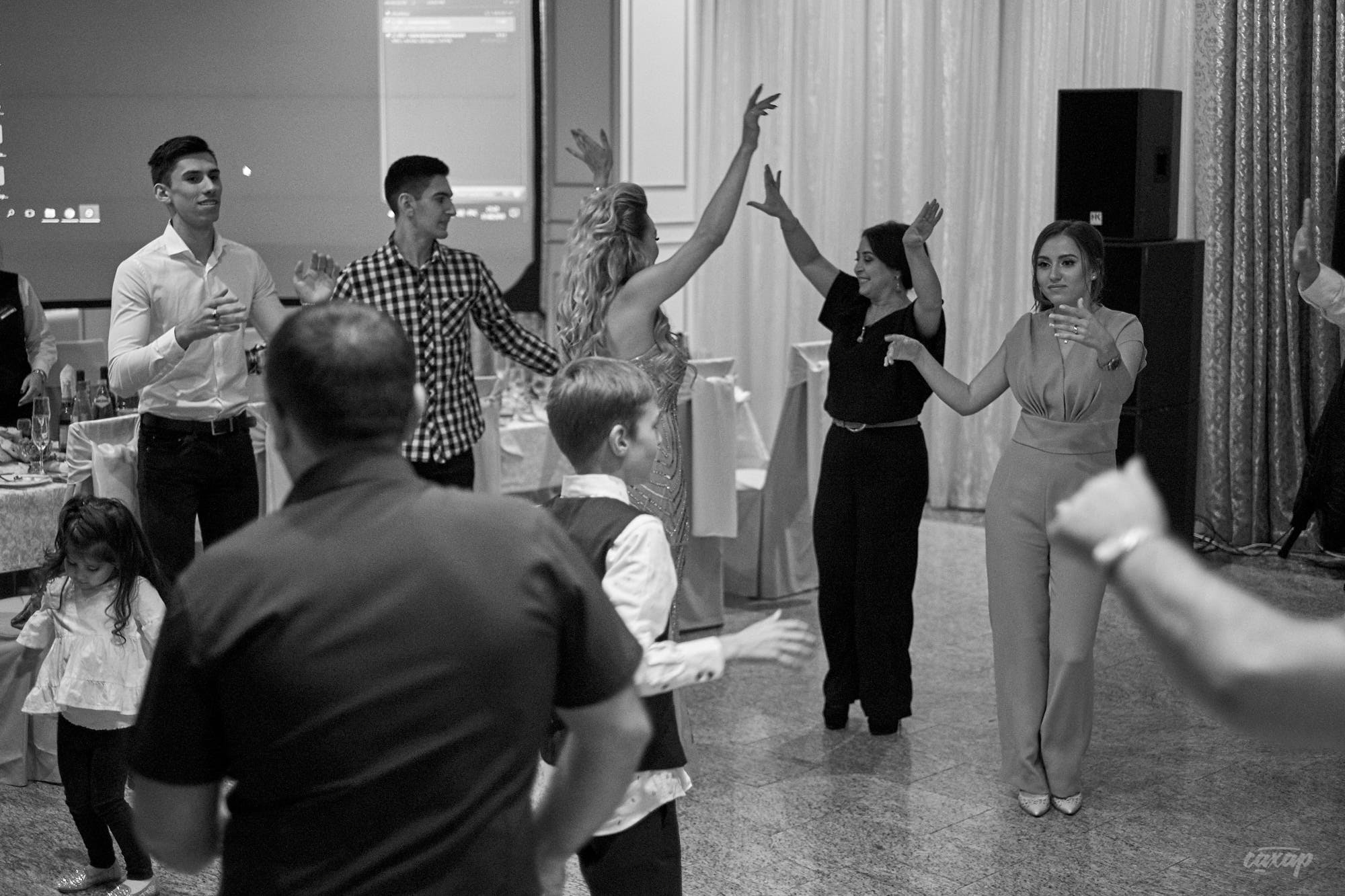 День рождение Сергея и Галины. Фотограф на банкет в Екатеринбурге Юра. Профессиональный фотограф в Екатеринбурге Юра Сахар