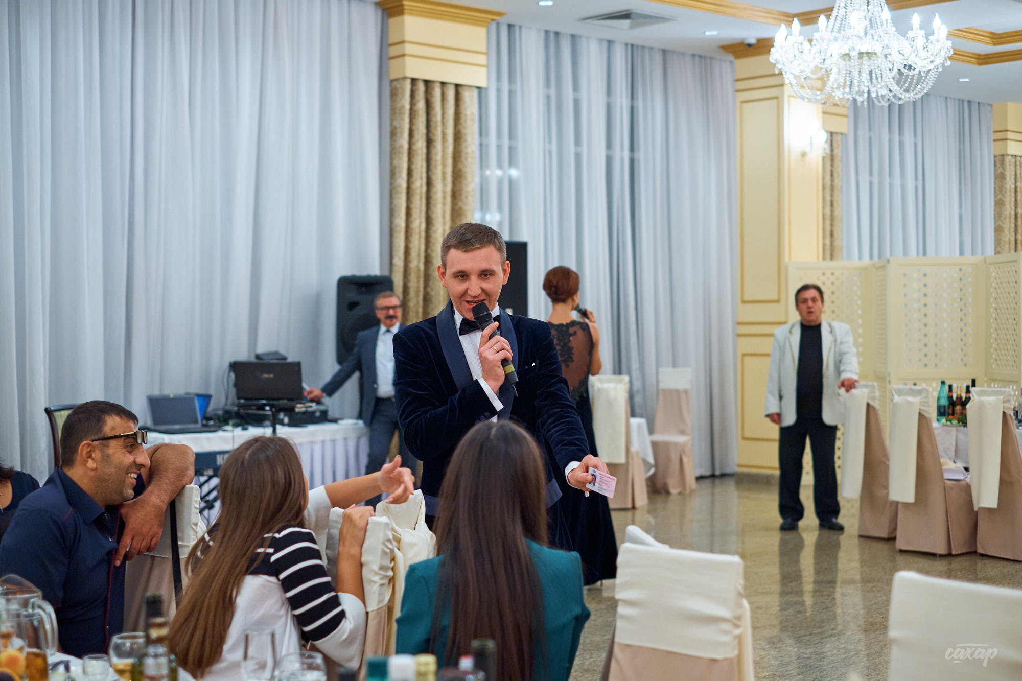 День рождение Сергея и Галины. Фотограф на банкет в Екатеринбурге Юра. Профессиональный фотограф в Екатеринбурге Юра Сахар