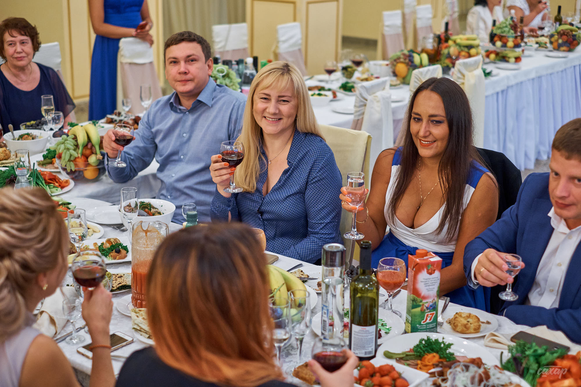 День рождение Сергея и Галины. Фотограф на банкет в Екатеринбурге Юра. Профессиональный фотограф в Екатеринбурге Юра Сахар