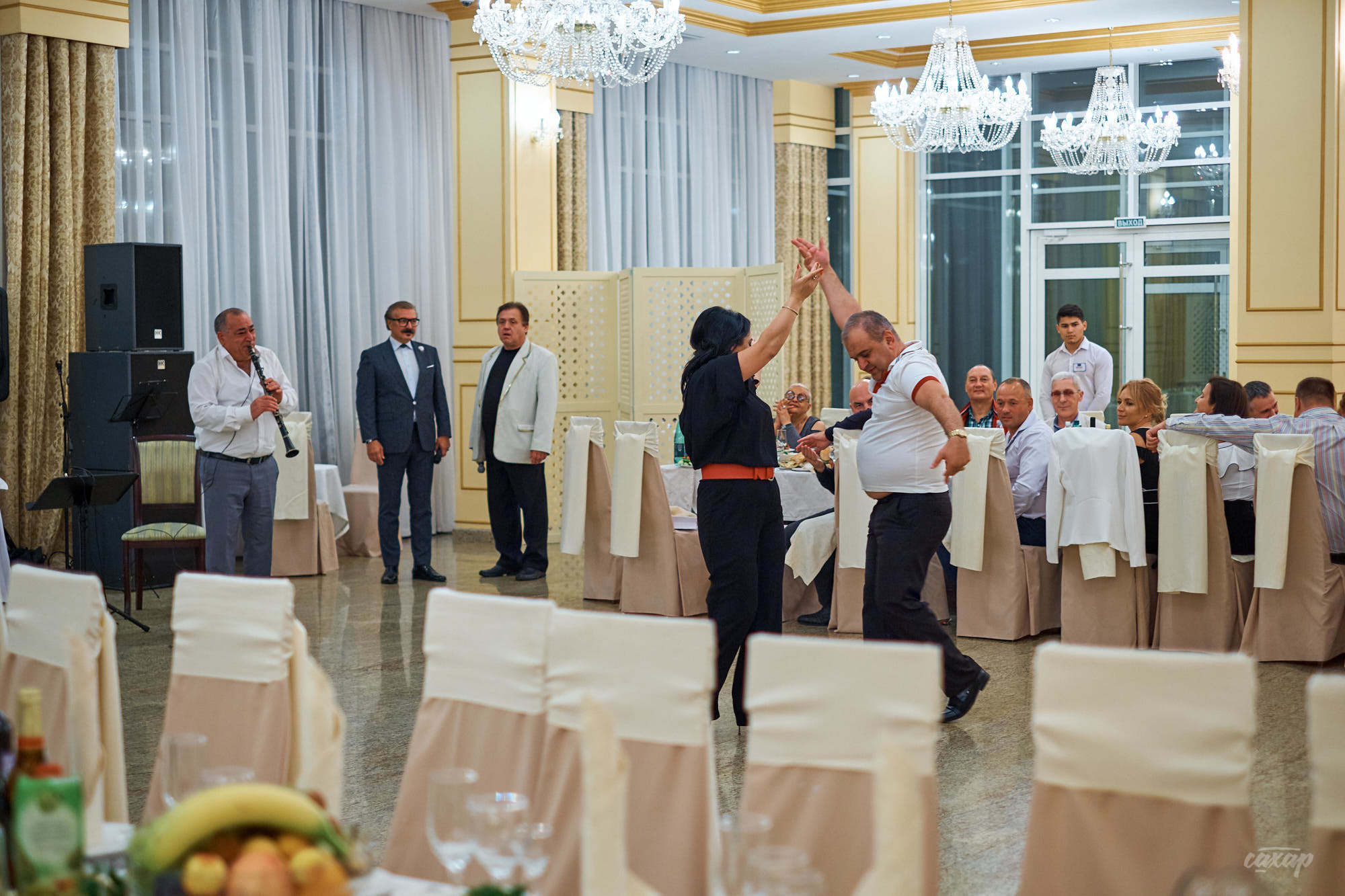День рождение Сергея и Галины. Фотограф на банкет в Екатеринбурге Юра. Профессиональный фотограф в Екатеринбурге Юра Сахар