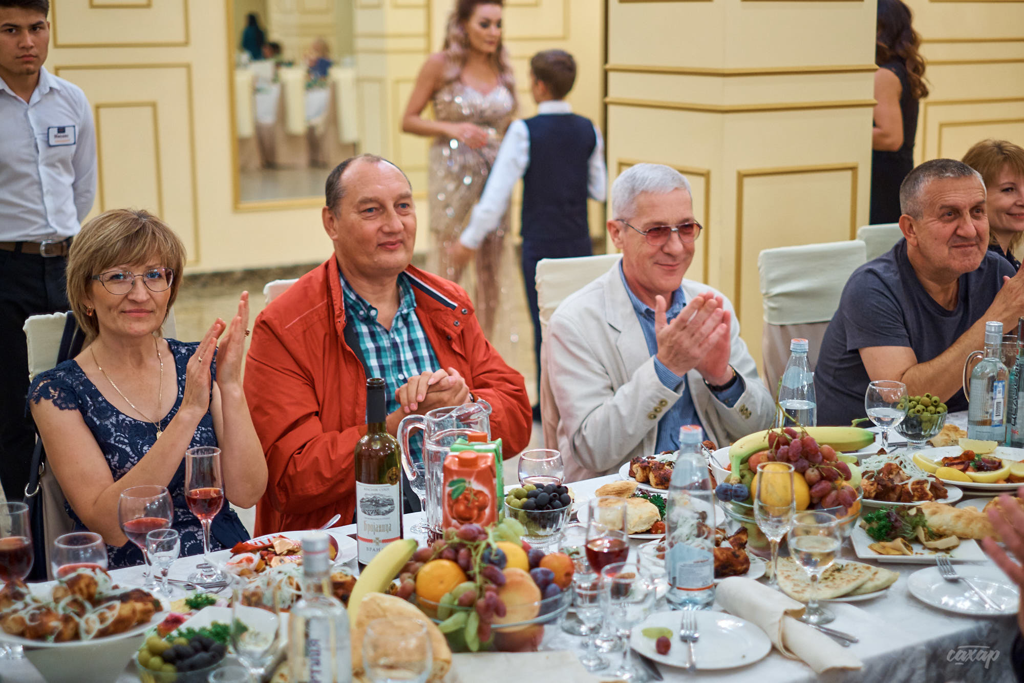 День рождение Сергея и Галины. Фотограф на банкет в Екатеринбурге Юра. Профессиональный фотограф в Екатеринбурге Юра Сахар