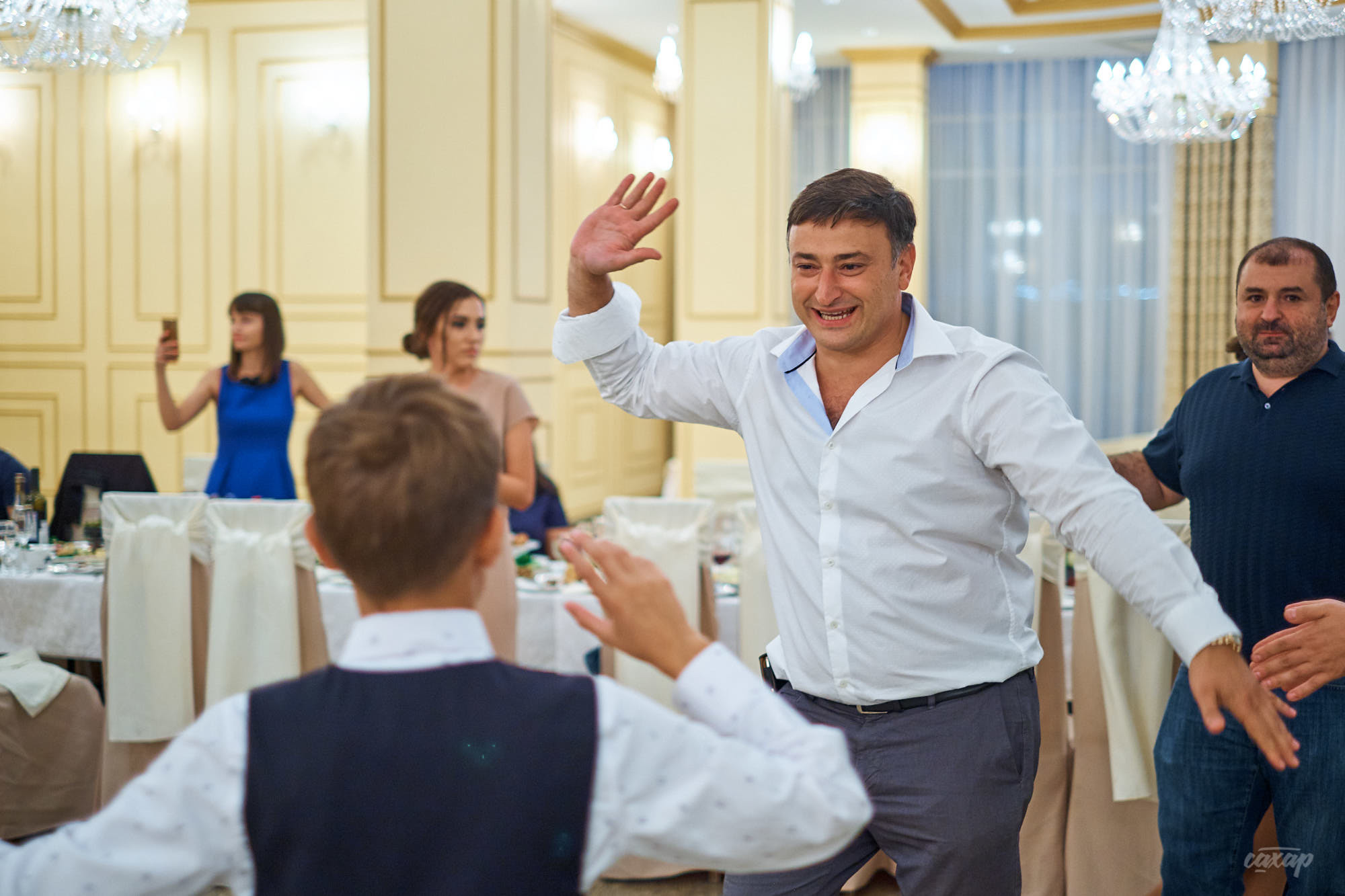 День рождение Сергея и Галины. Фотограф на банкет в Екатеринбурге Юра. Профессиональный фотограф в Екатеринбурге Юра Сахар