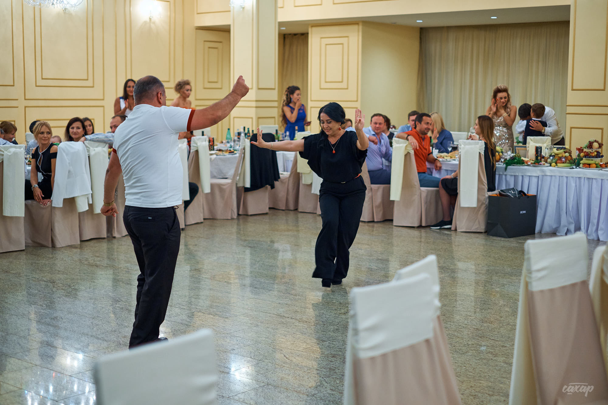 День рождение Сергея и Галины. Фотограф на банкет в Екатеринбурге Юра. Профессиональный фотограф в Екатеринбурге Юра Сахар