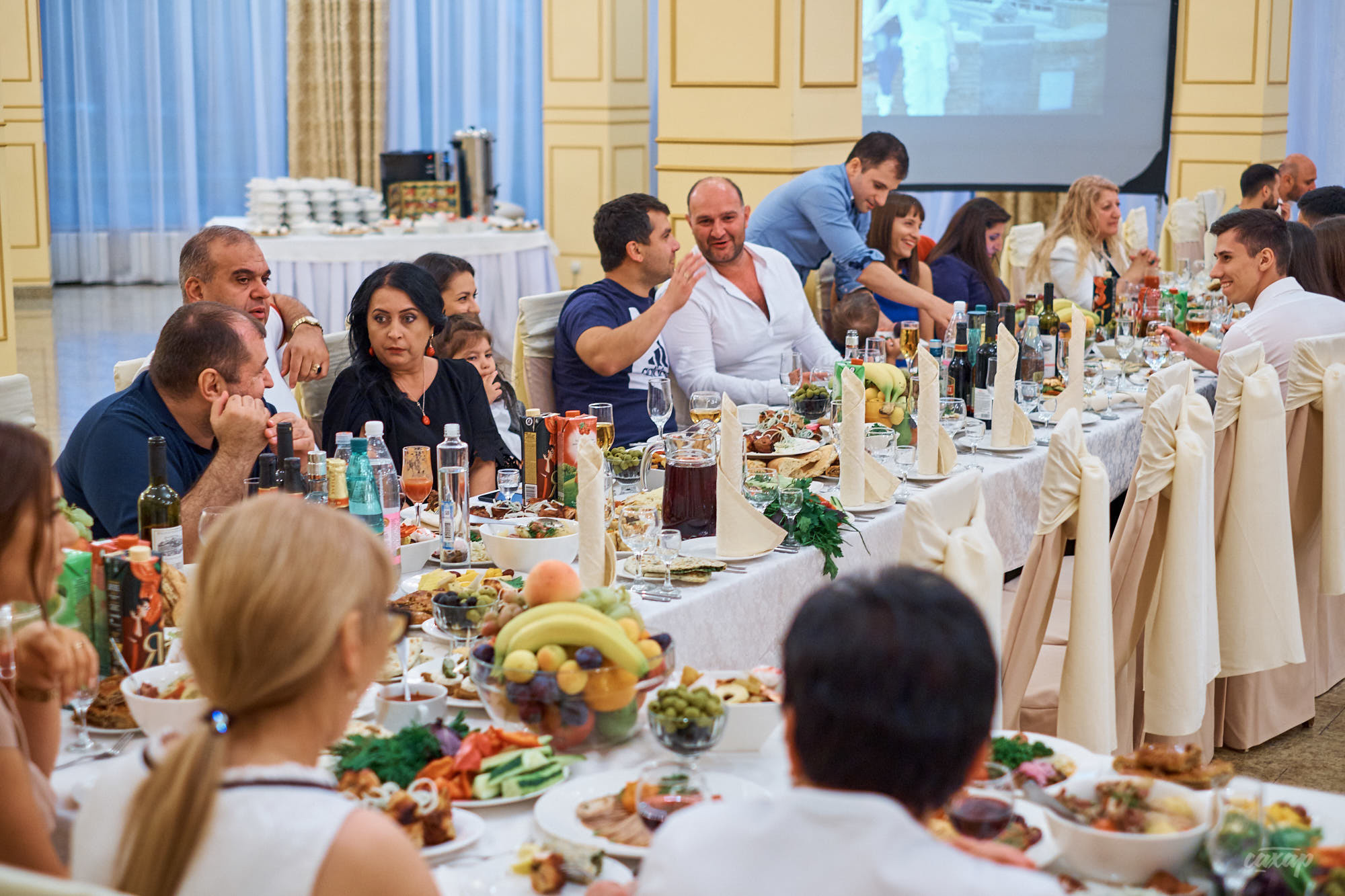 День рождение Сергея и Галины. Фотограф на банкет в Екатеринбурге Юра. Профессиональный фотограф в Екатеринбурге Юра Сахар