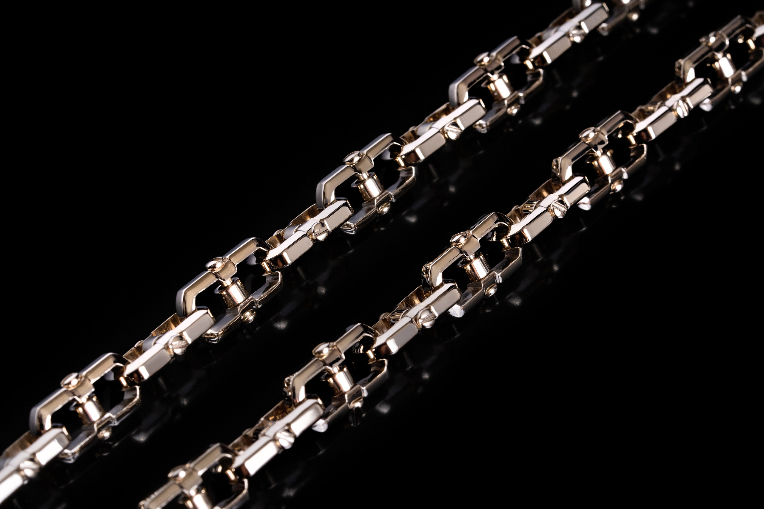 Ювелирная фотография в Сочи — профессиональные съемки украшений высокого качества. Профессиональная фотосъемка в Сочи: репортаж, предметная, ювелирная фотосъемка, недвижимость, фуд-фотография. Фотограф Александр Афанасьев