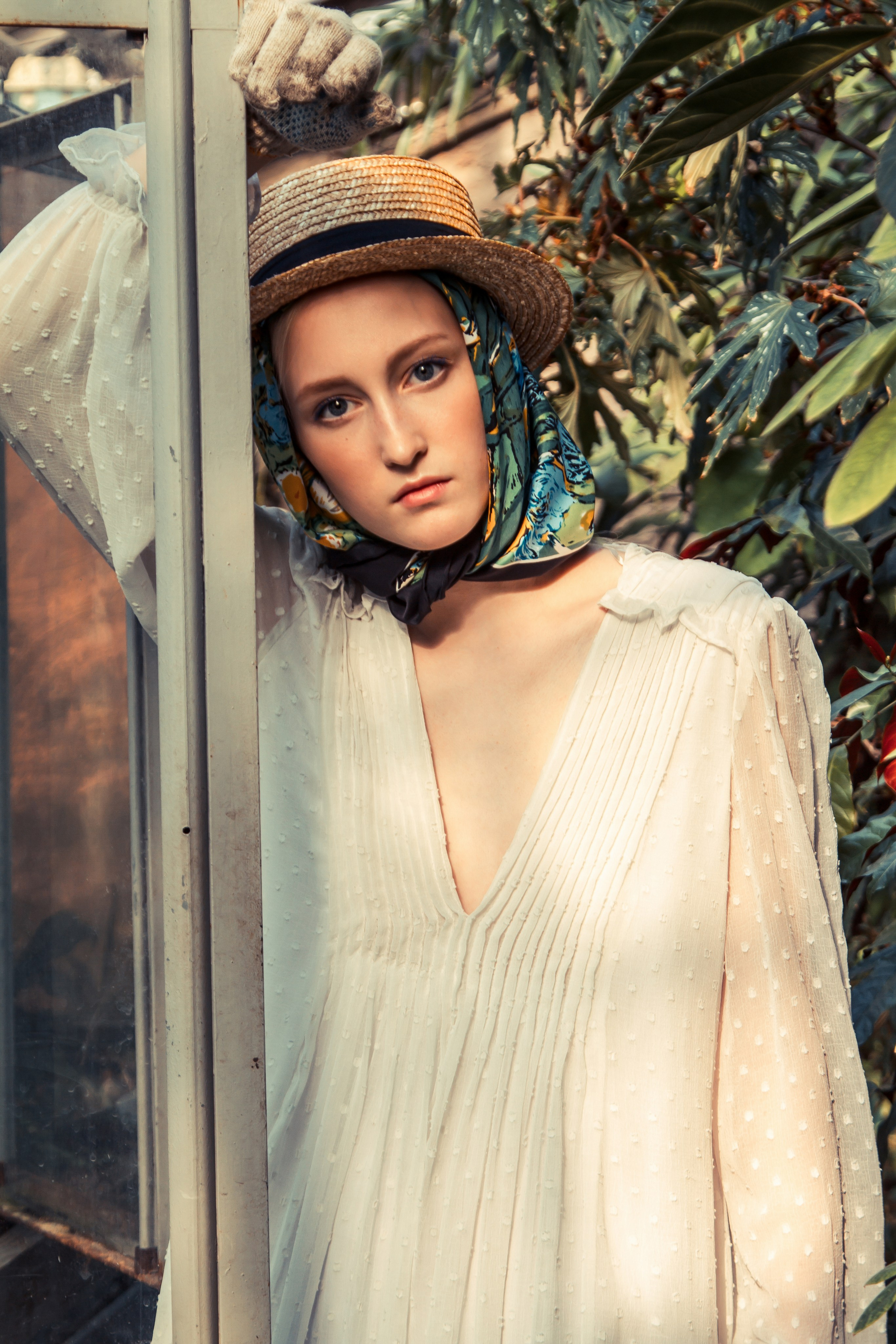 Editorial. KASSANDRA.MEDIA