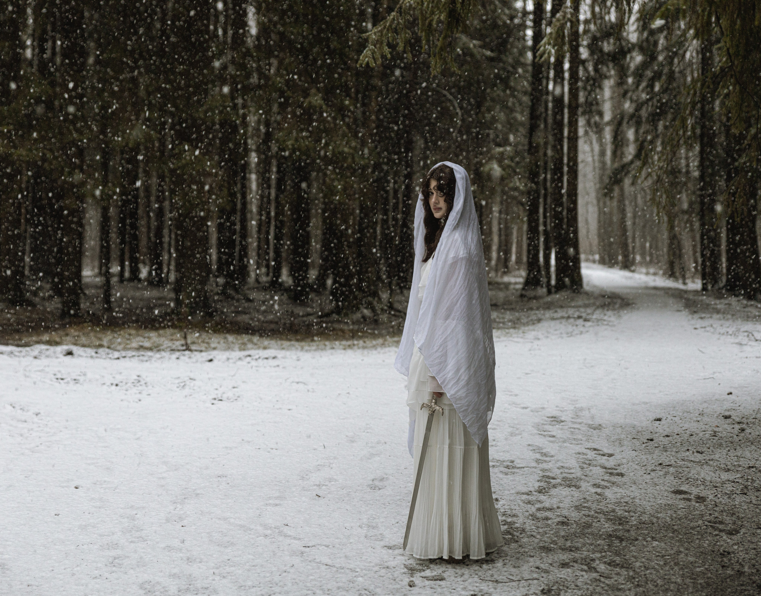 Холодная зима. Привет, я Лиза, я  занимаюсь портретной фотографией всех направлений в Санкт-Петербурге