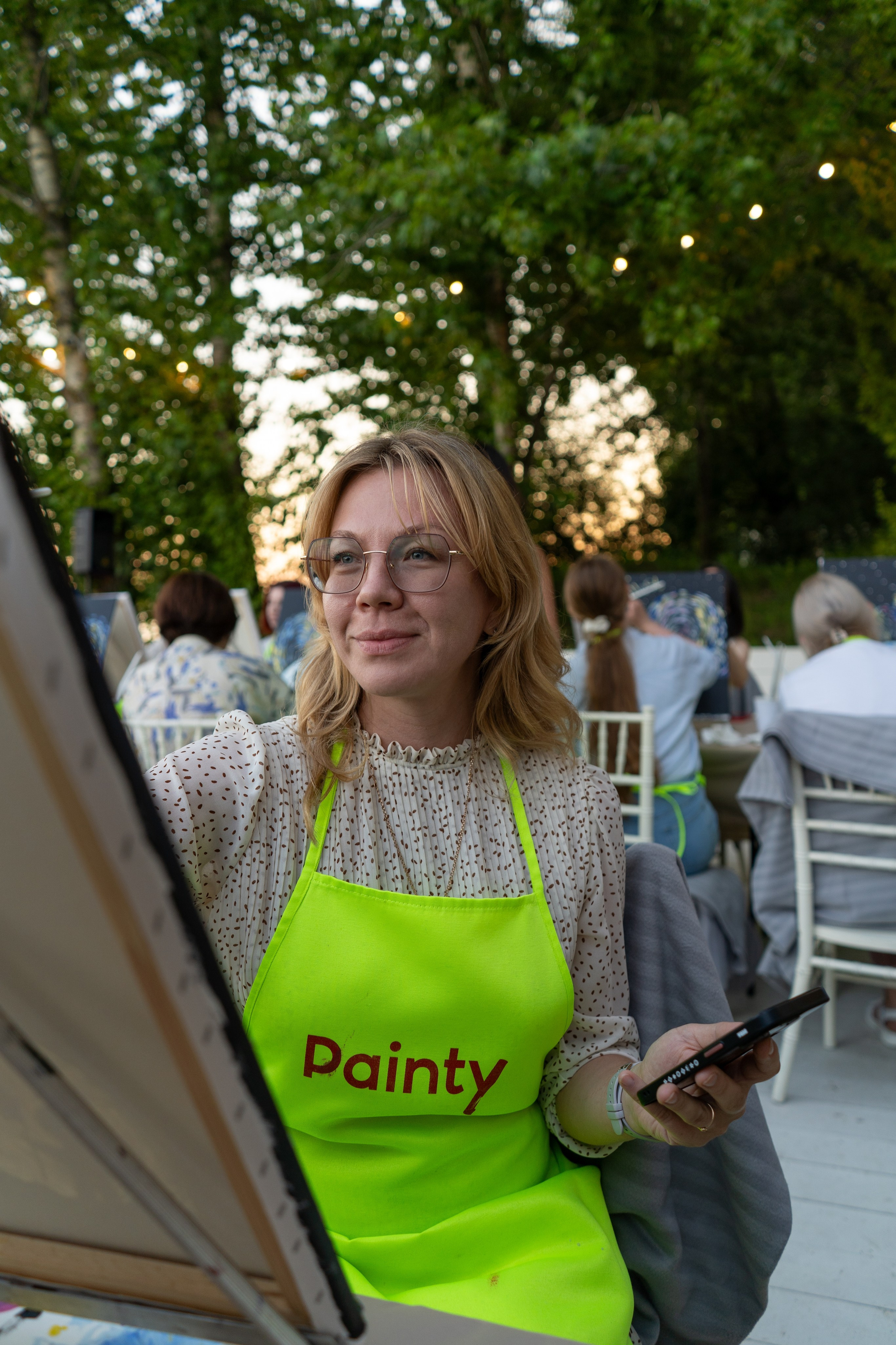 Репортажная съёмка мастер-класса по рисованию. Фотограф Елизавета Потешкина