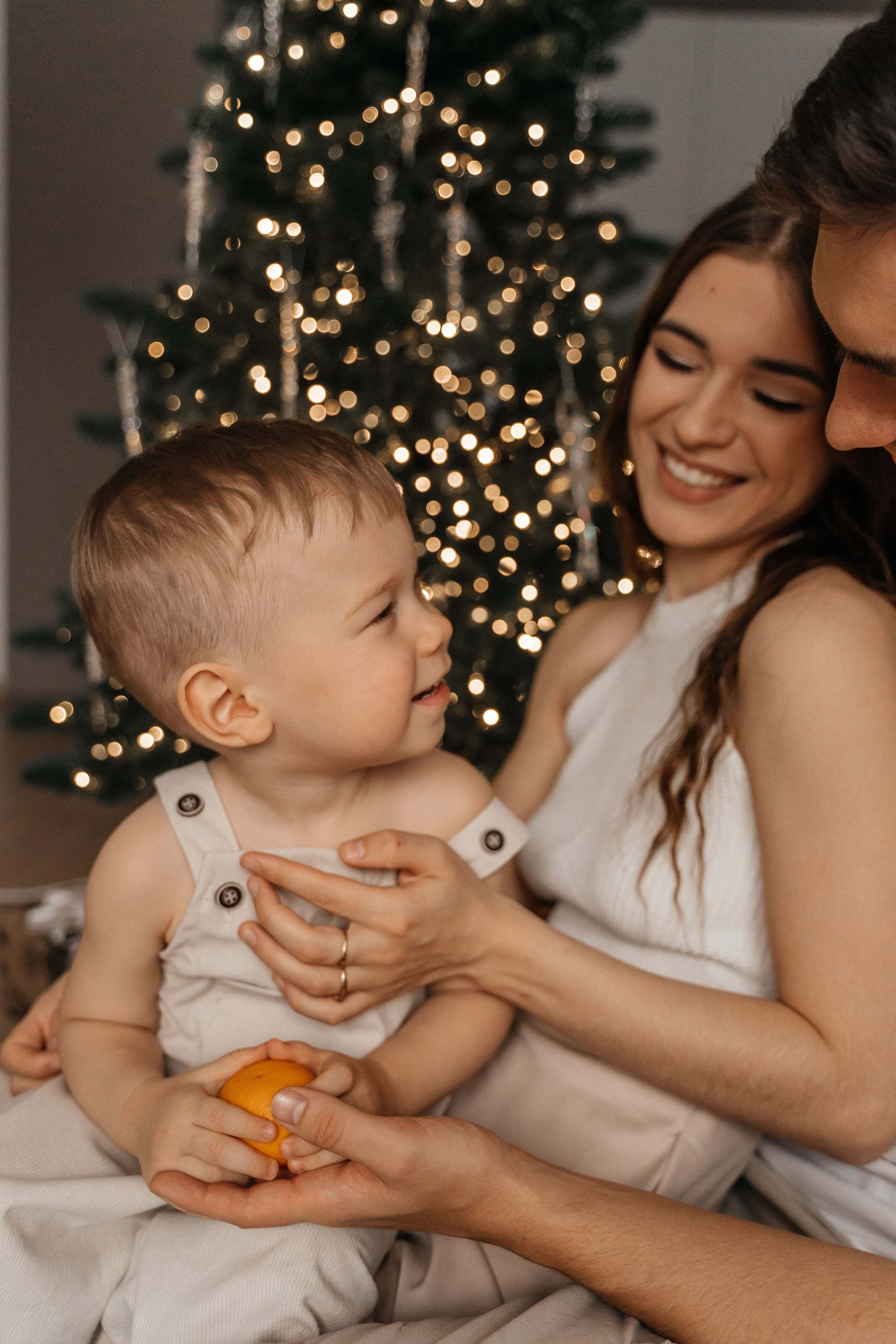 Вадим, Юля и Мирон. Волик Мария