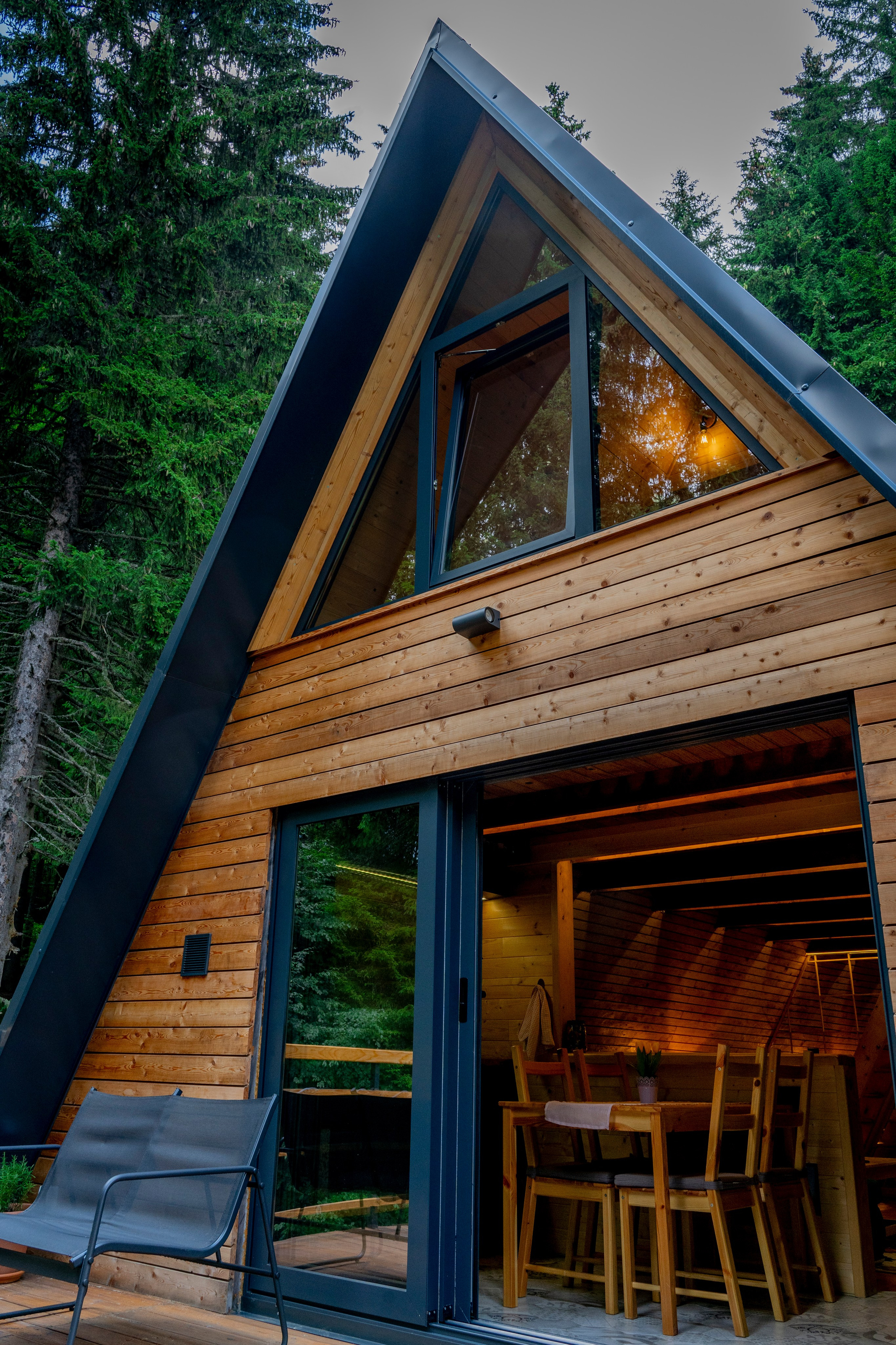 Viktorija Chalet. Photographer Liana Sudets Serbia Kopaonik Brzece Brus