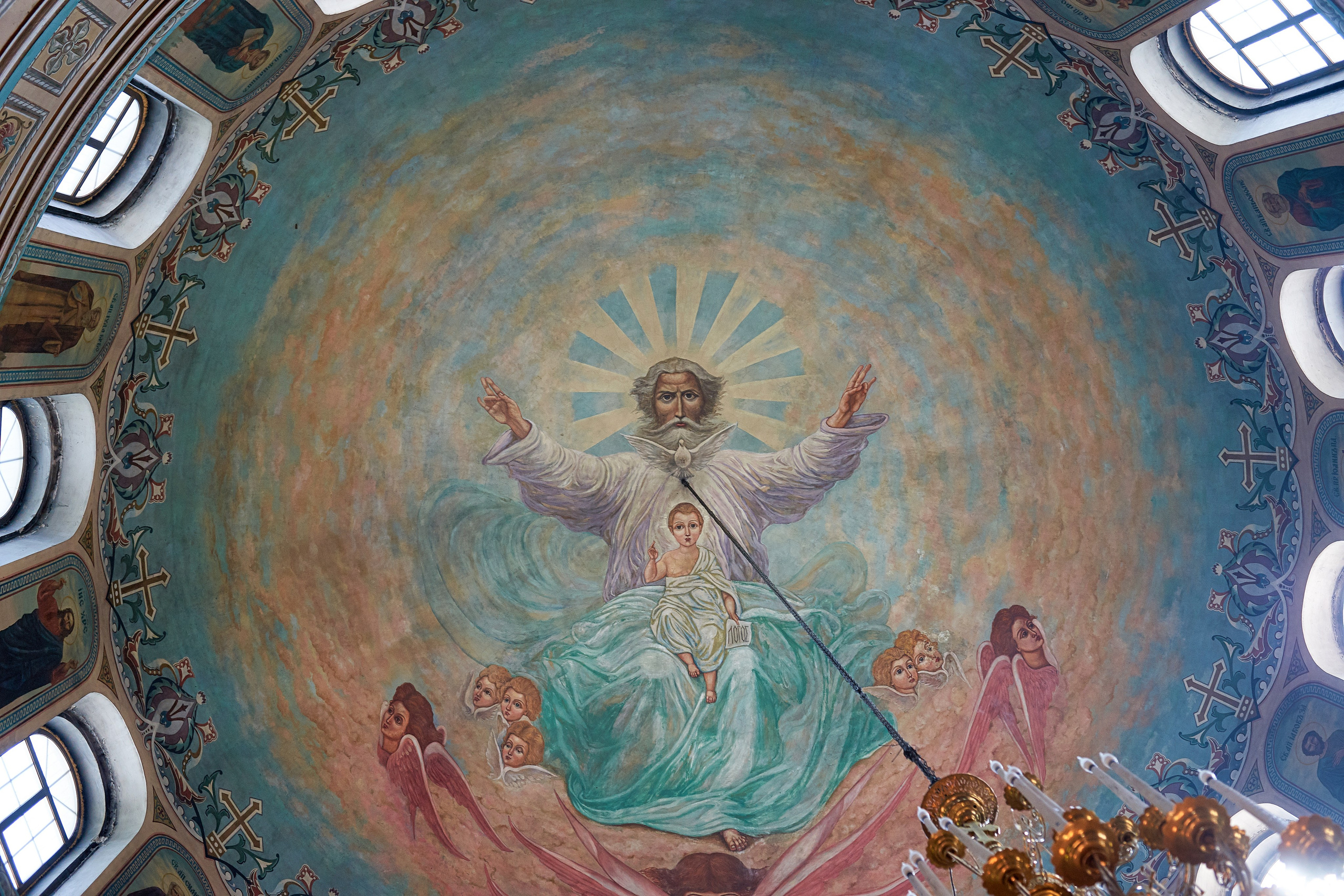 Крещение в церкви.Фотограф Владимир Артамонов