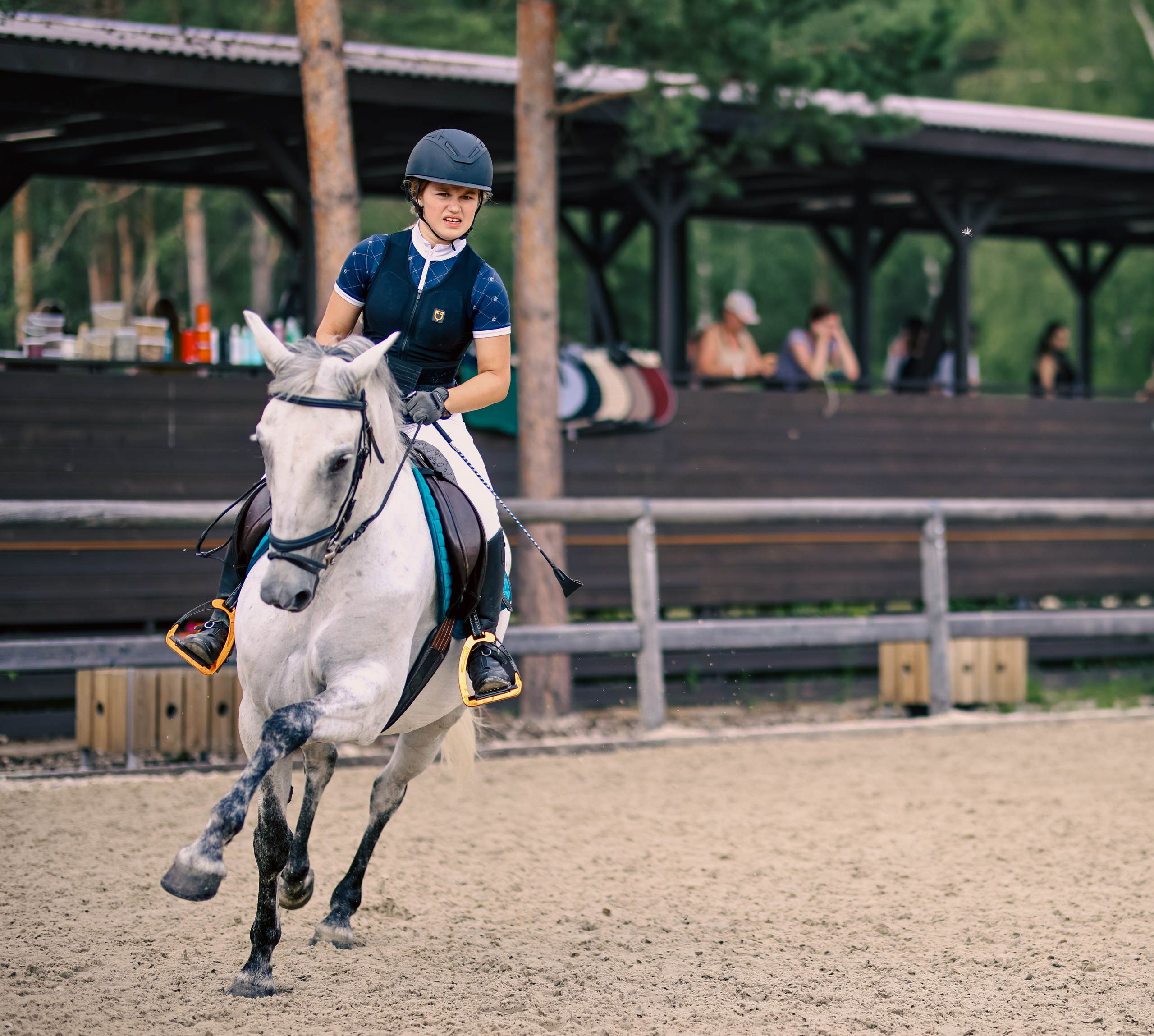 Соревнования по конному спорту. Фотограф репортажей и стритфотосессий в Москве Людмила Смирнова