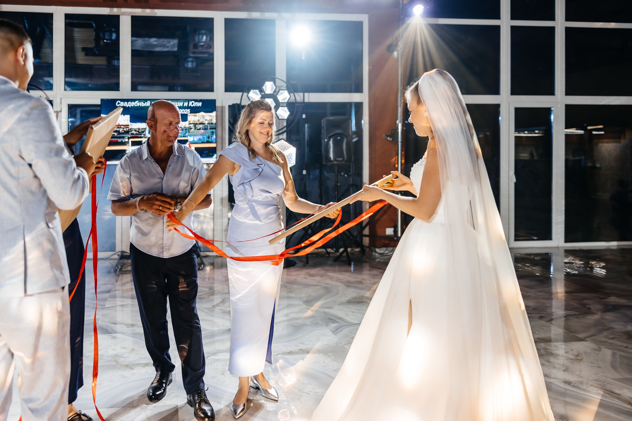 Анонс свадьбы Юлии и Александра. Свадебный фотограф в Крыму и Севастополе Ольга Баскакова