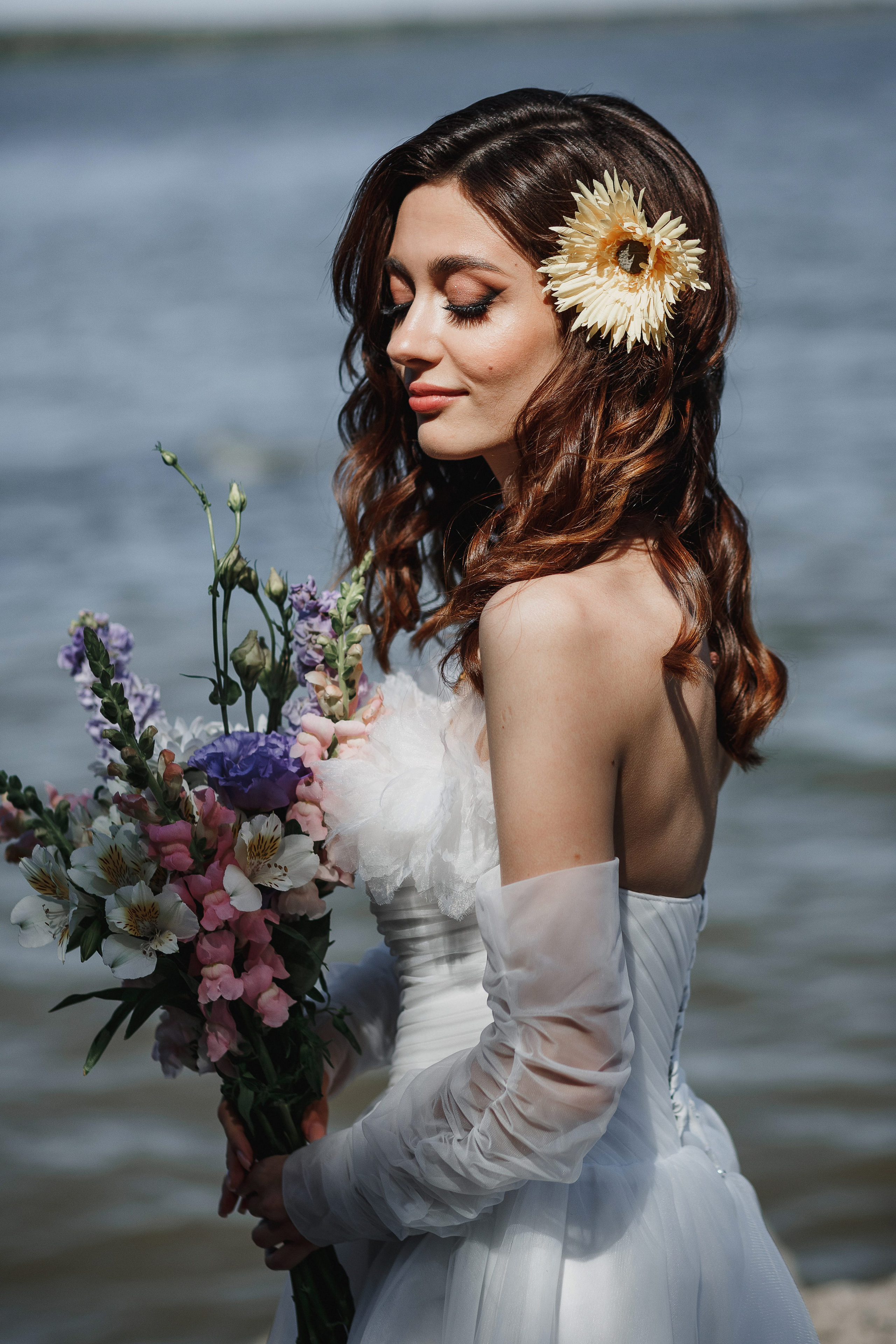 Свадебная фотосессия Михаила и Валерии на Чеховской набережной. Свадебный и семейный фотограф в Таганроге Бакарюк Антон