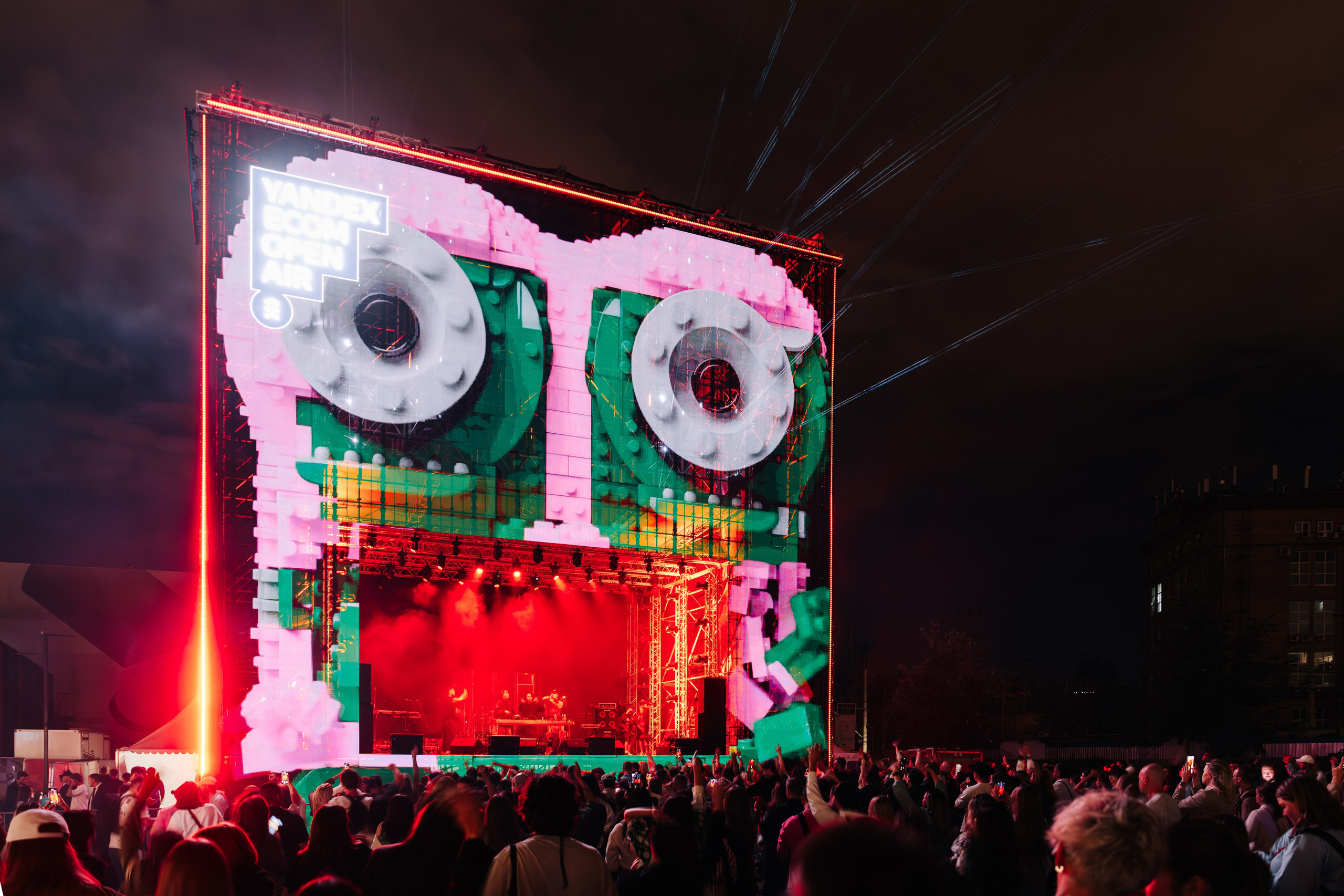 YANDEX ECOM STAGE, FORMATE. @tomrus: Рустам Шагиморданов — фотограф