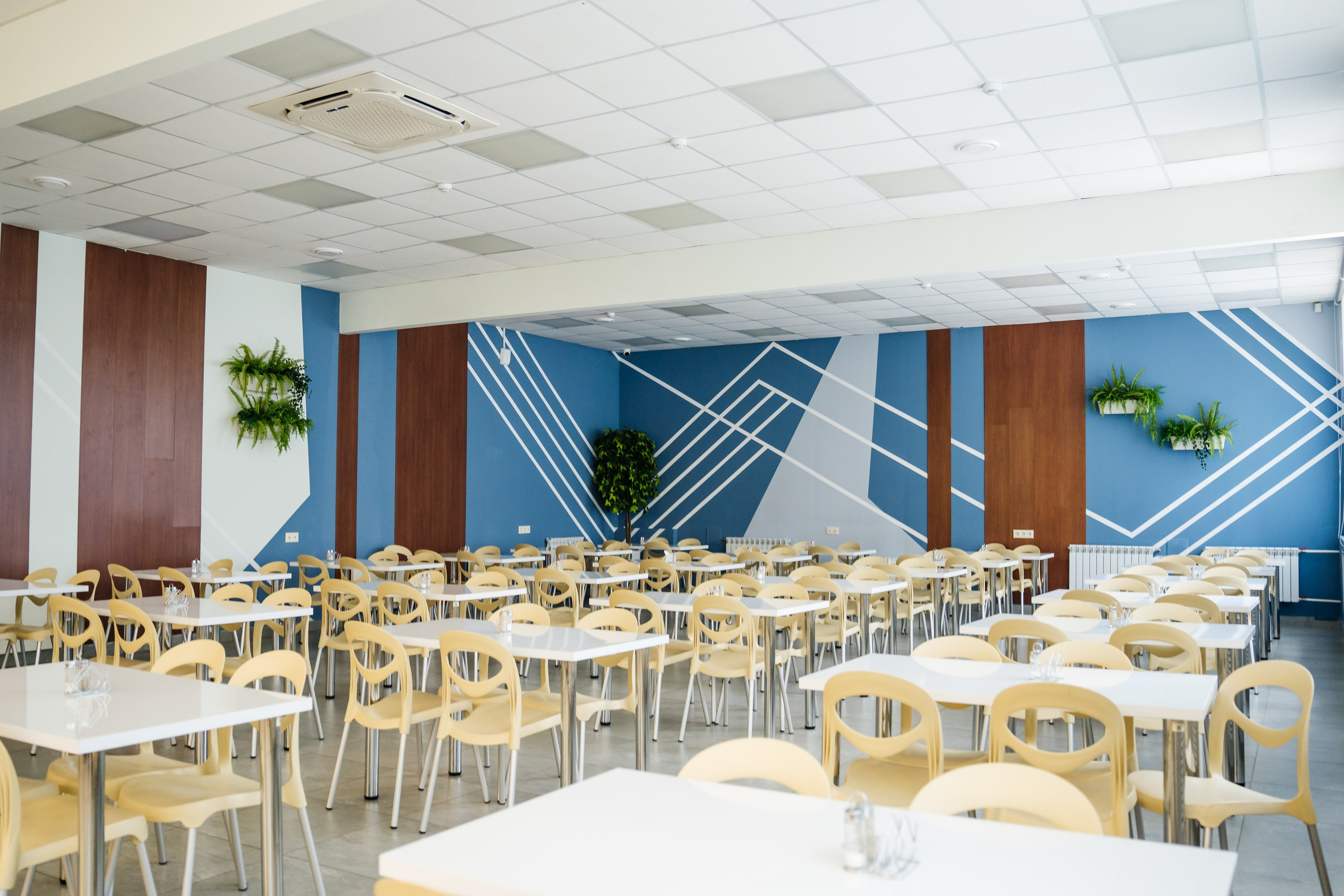 Съемка для Уральского медицинского колледжа ЮМЕД. Видеограф и Фотограф в Челябинске Ксения и Владимир Рюмины