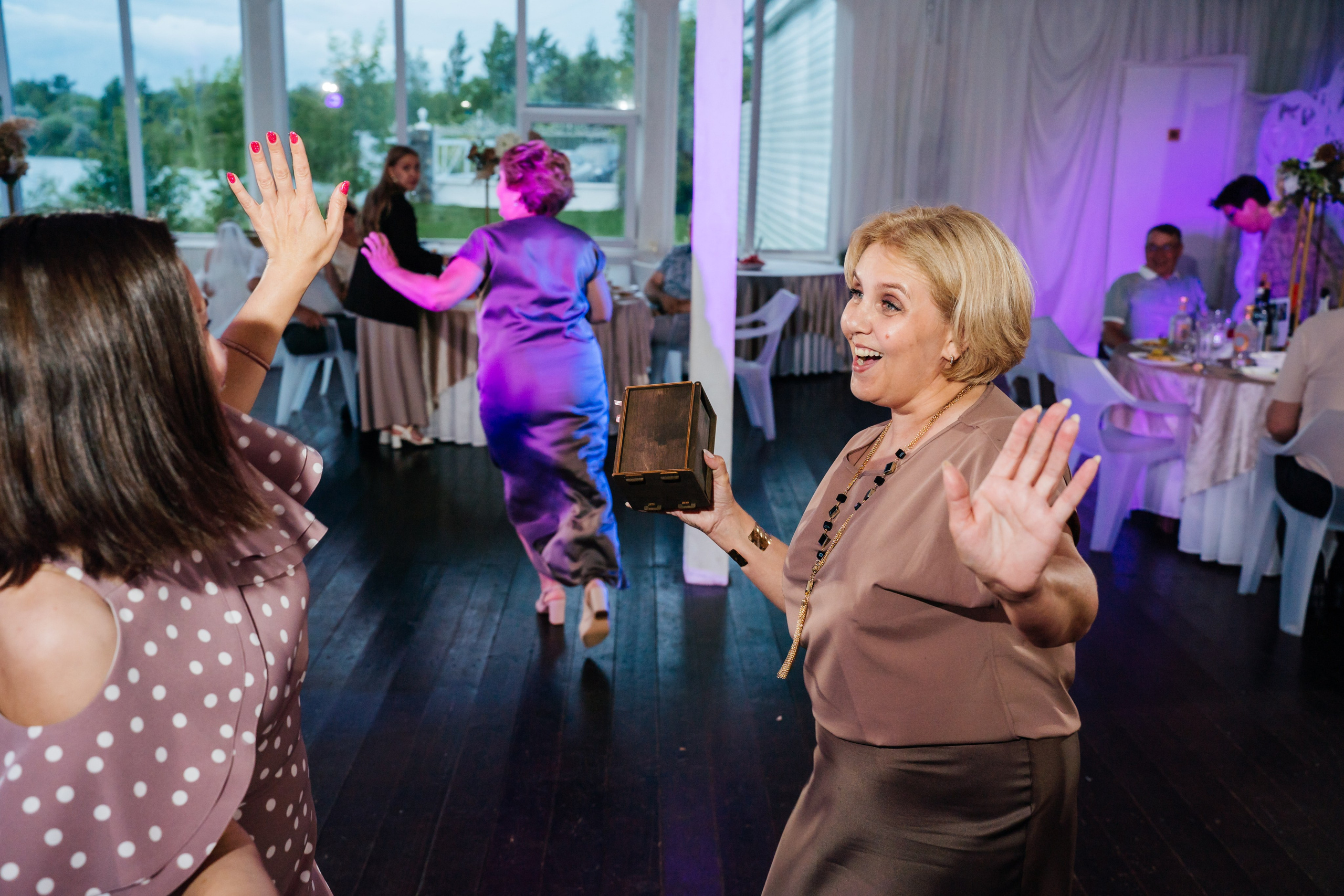 Ксения и Владислав. Видеограф и Фотограф в Челябинске Ксения и Владимир Рюмины