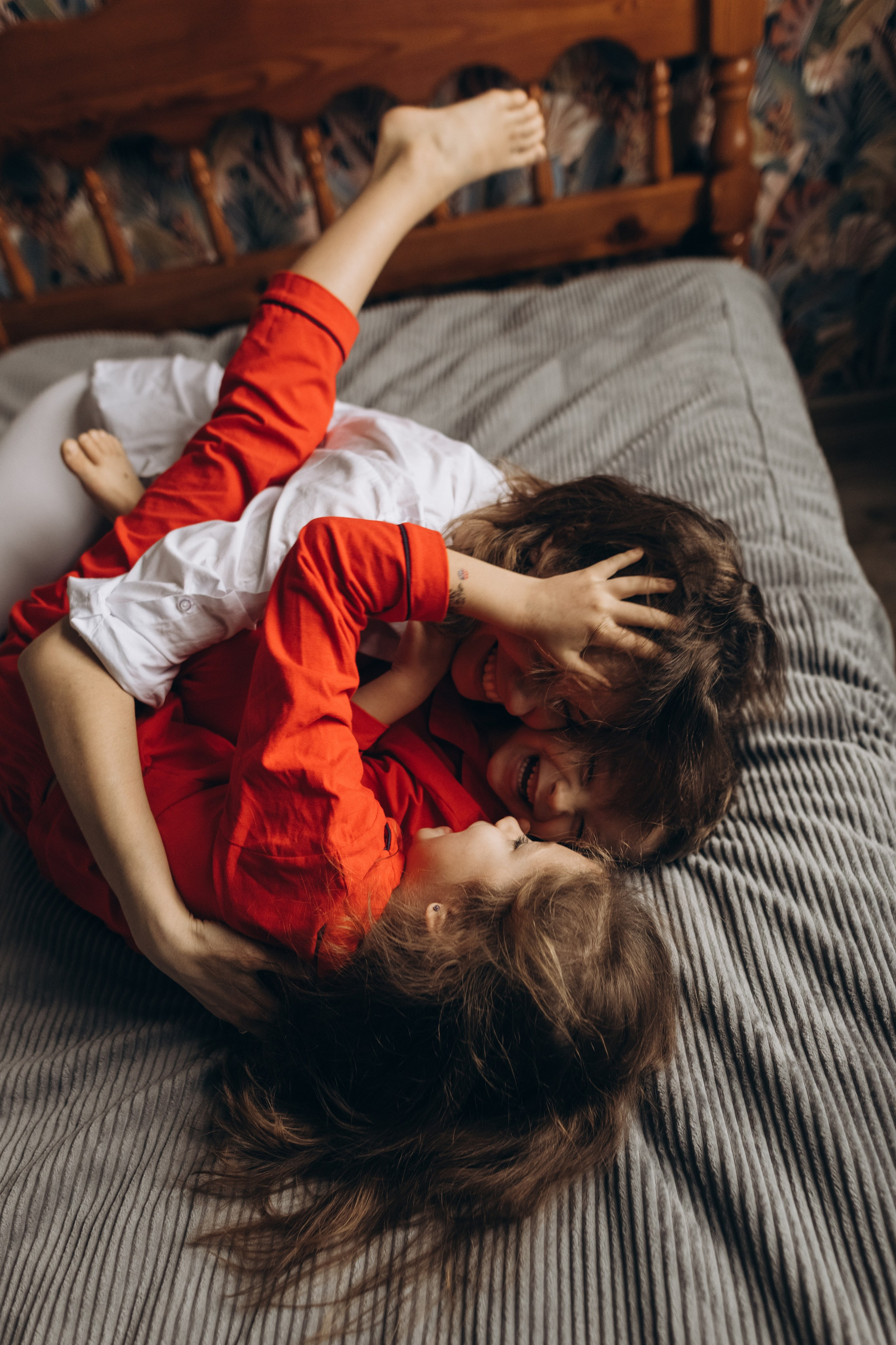 Ксюша, Даша, Миша. Фотограф Людмила Оюн