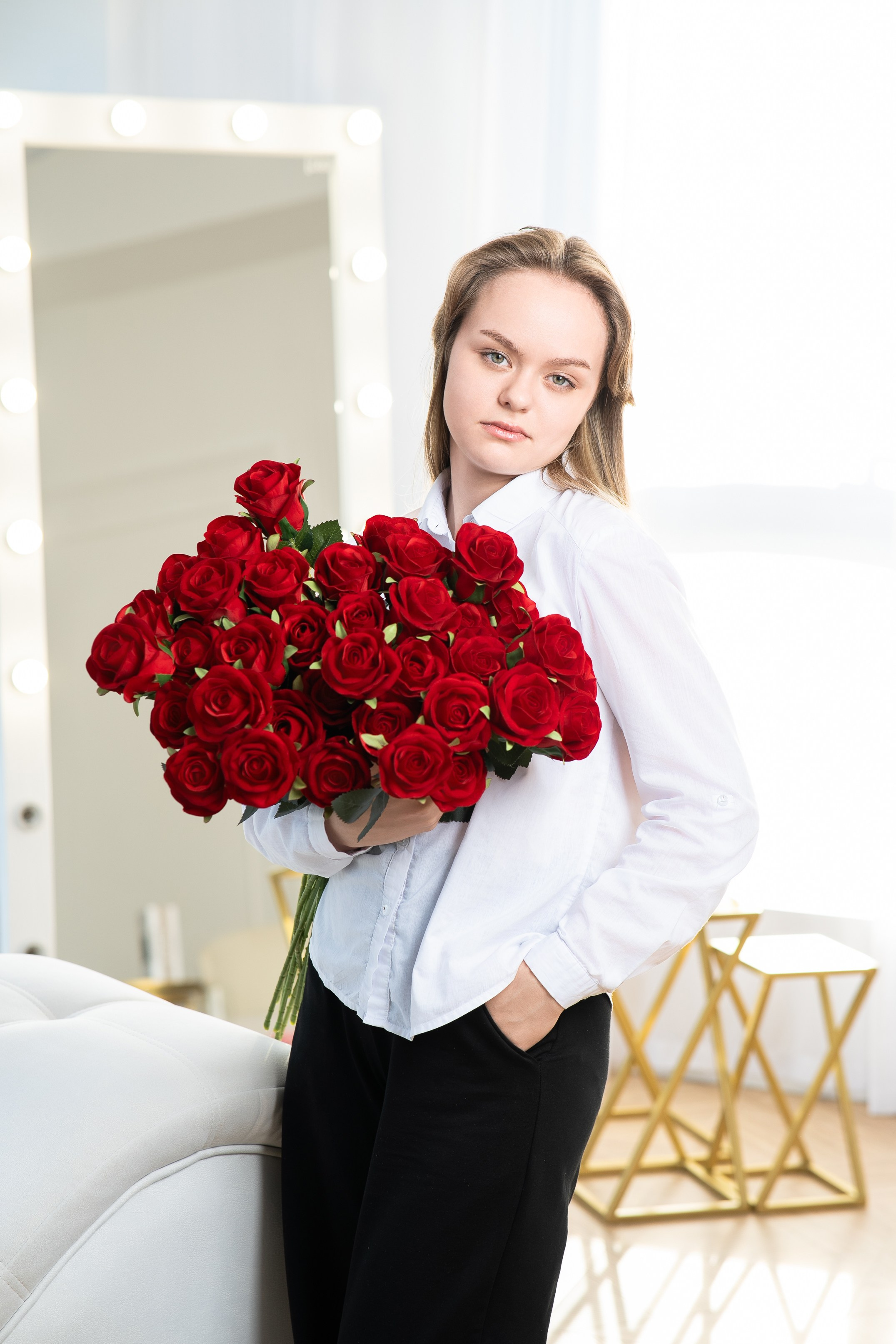 Выпускная фотосессия в фотостудии. Выпускные альбомы Нижнекамск Набережные Челны Фотостудия Небо