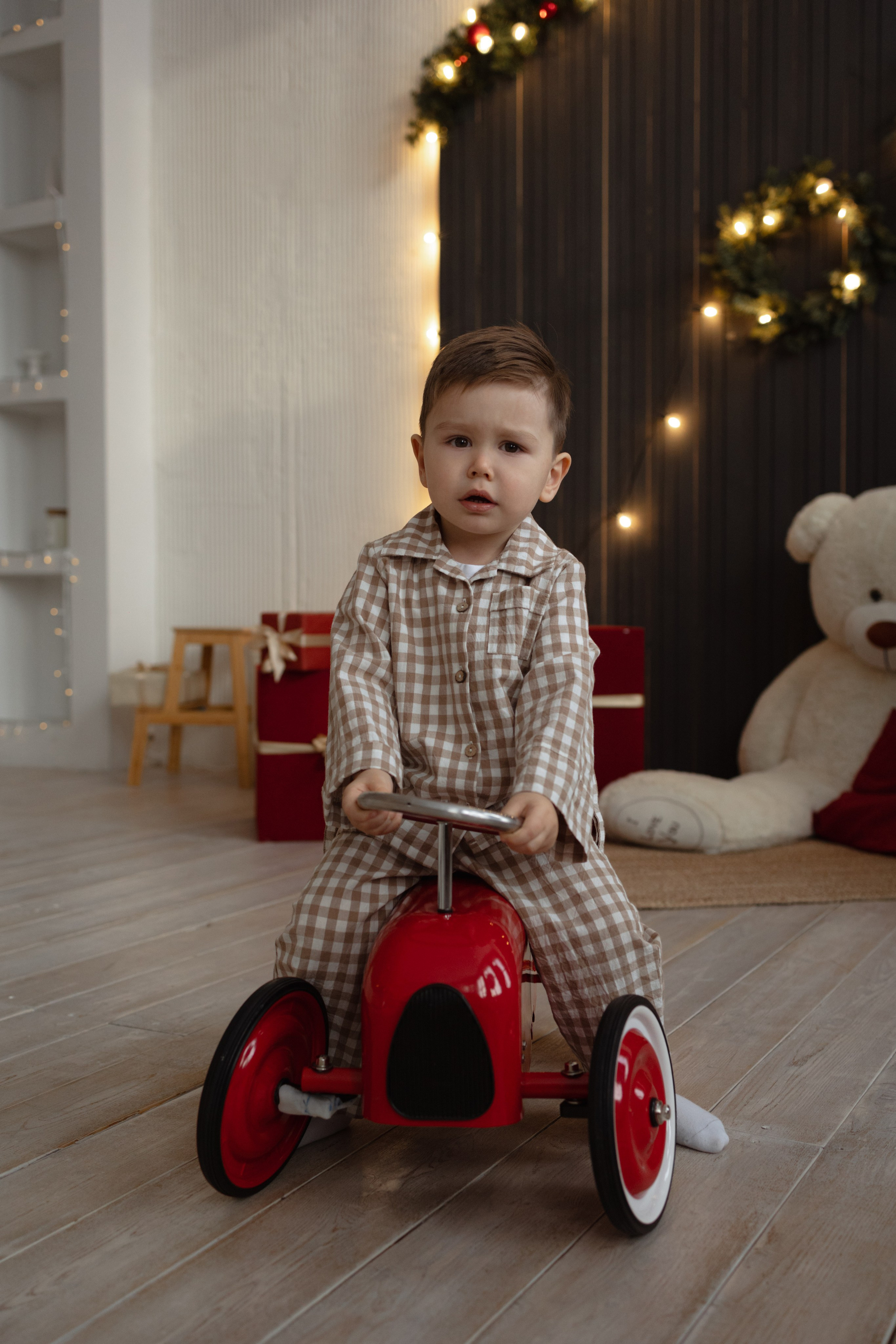 Новогодняя съемка в Историях (Большой зал). Фотограф беременности и новорожденных в Красноярске Вета Ланская