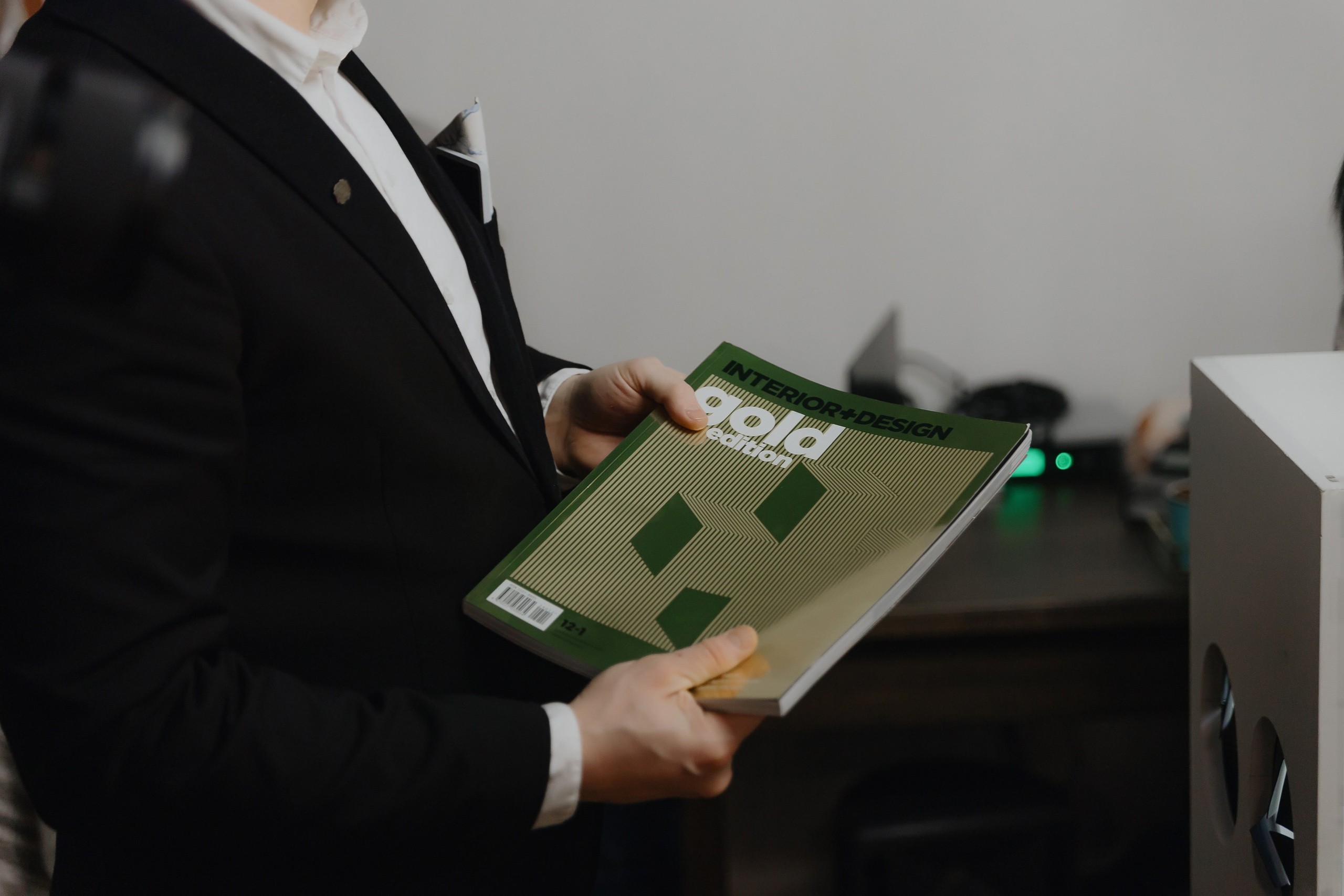 Открытие нового пространства интерьерного салона L. DECO в феврале 2025. L. Deco интерьерный салон. Краски/обои/лепной декор