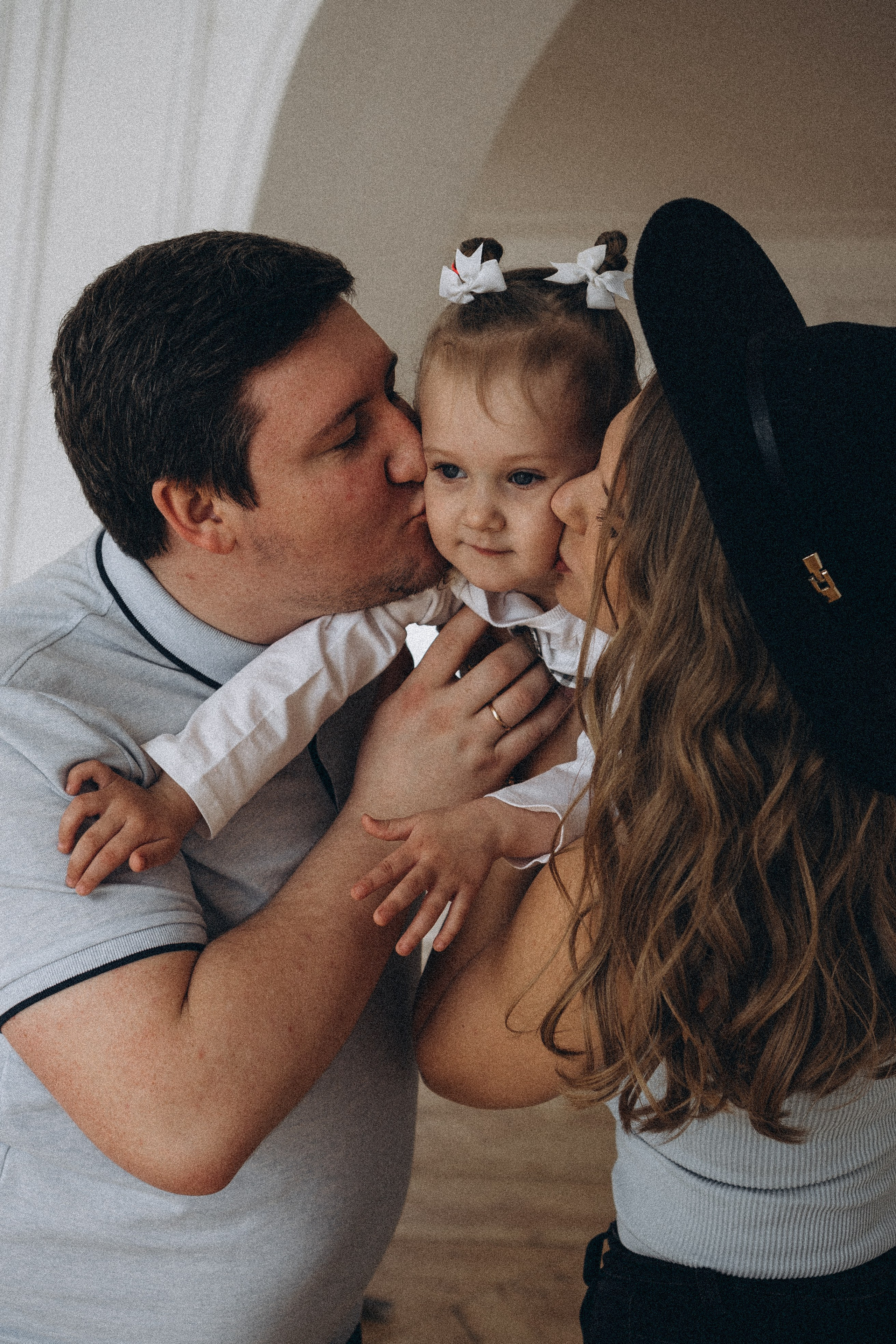 Семейная история в студии. Профессиональный фотограф, Санкт-Петербург — Виктория Богомолова