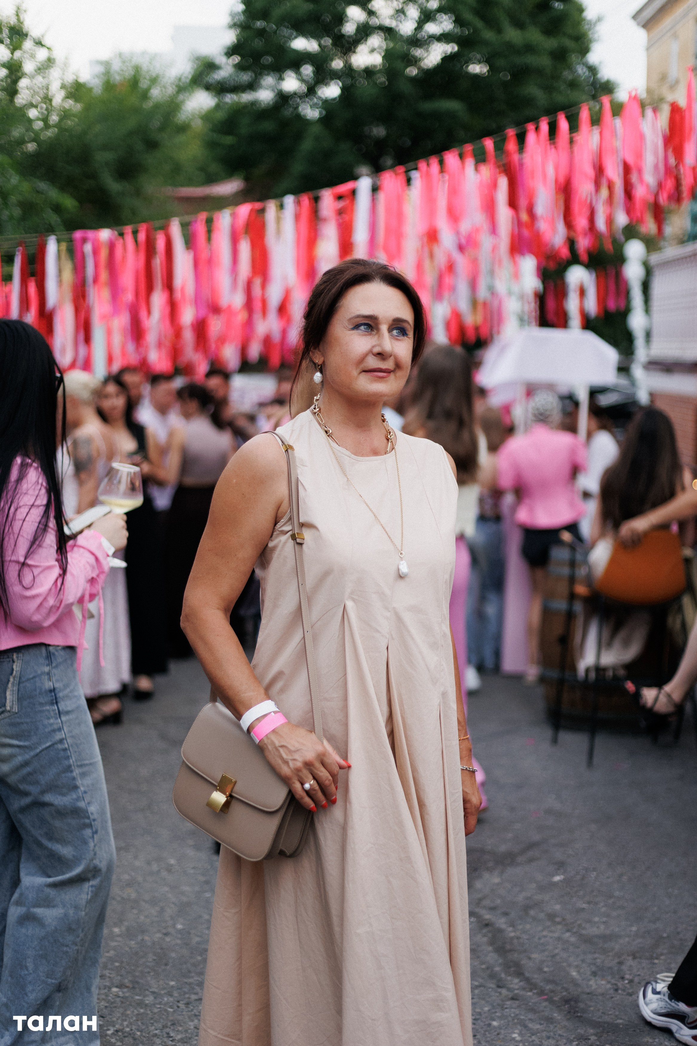 ВИНОТЕКА [бар+магаз] — BIRTHDAY PARTY. СВОИ. ФОТООТЧЕТЫ-СОБЫТИЯ-МЕСТА