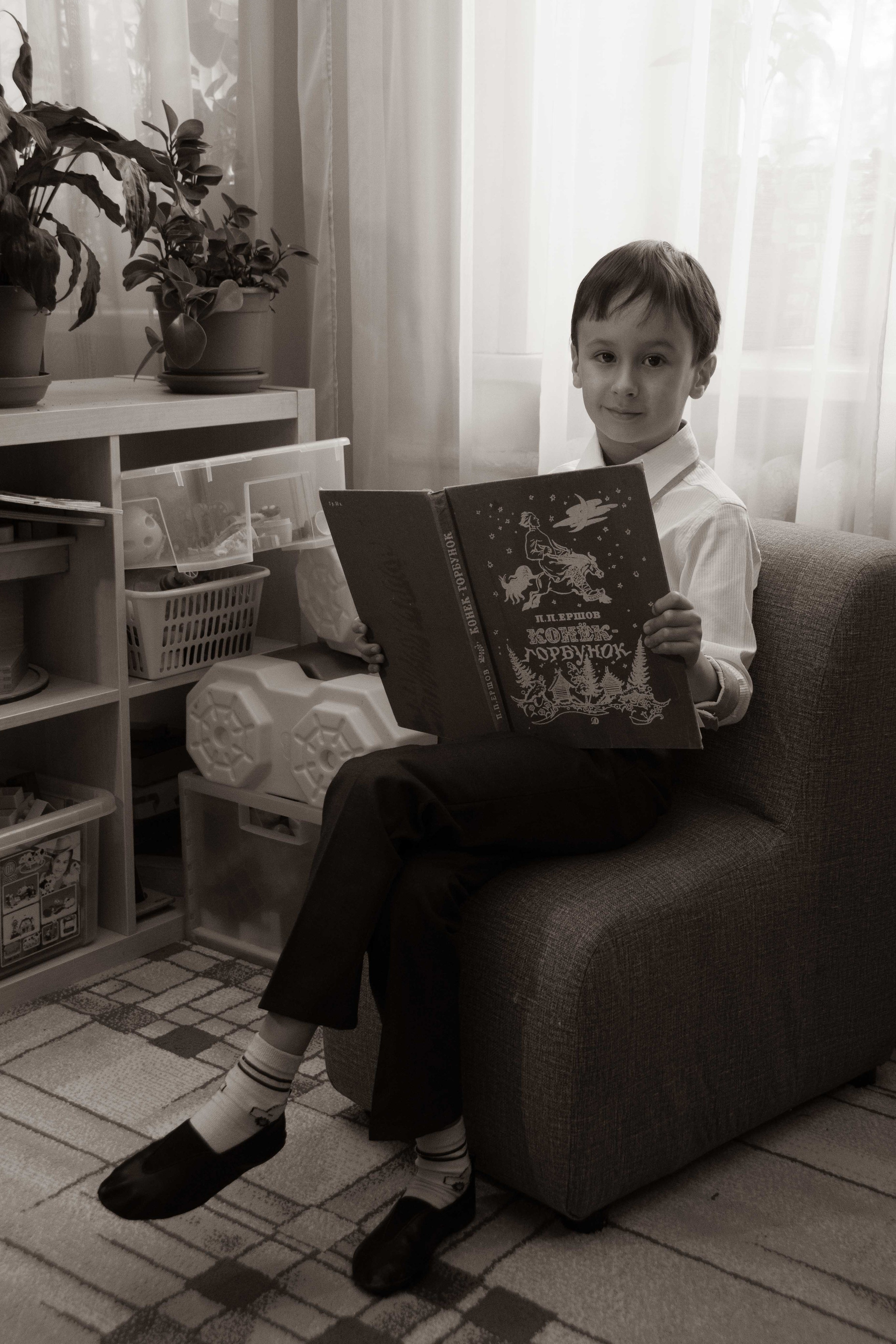 2023 г. Портреты выпускников. Репортажный и детский фотограф в Новосибирске