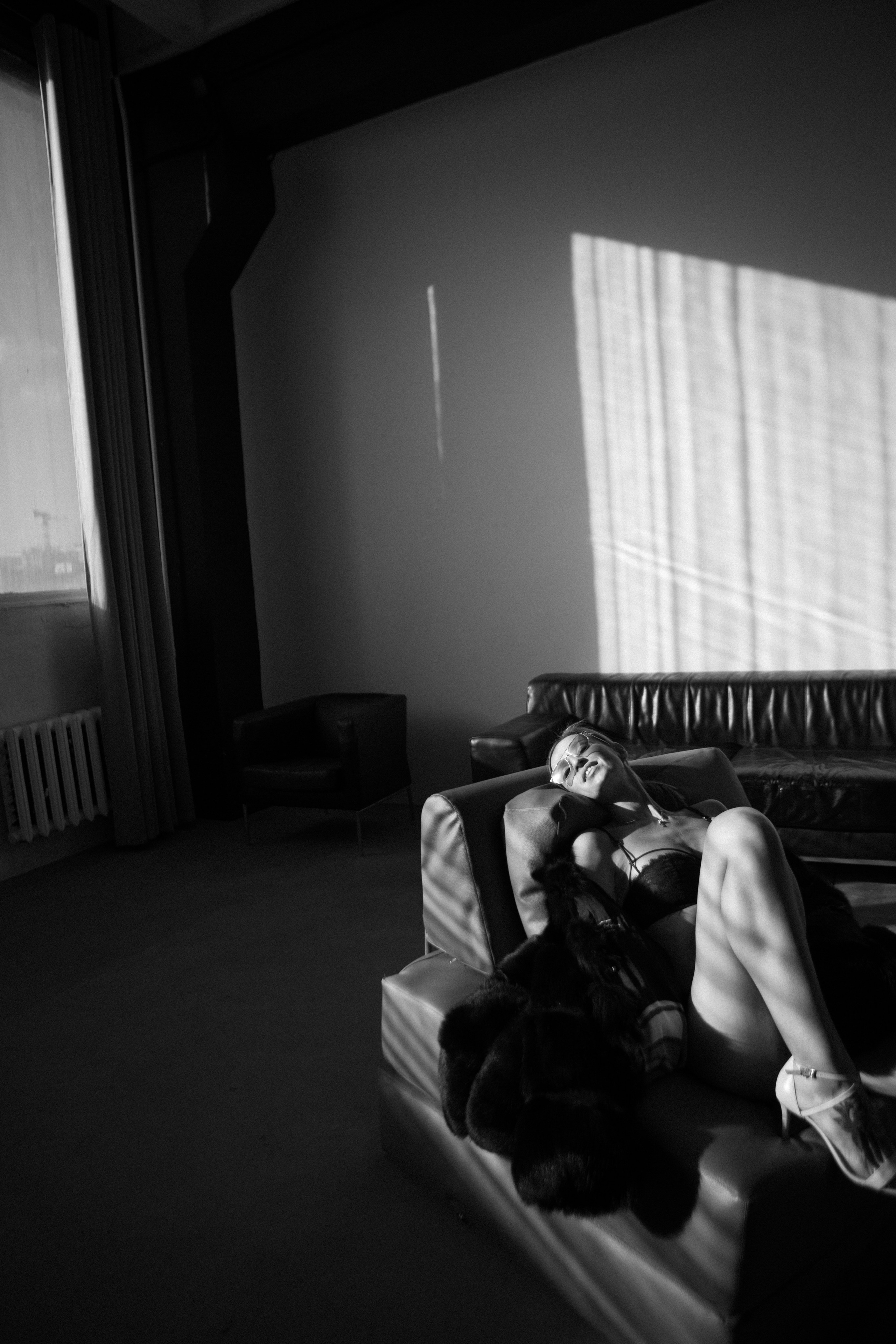 Маша. Контакты