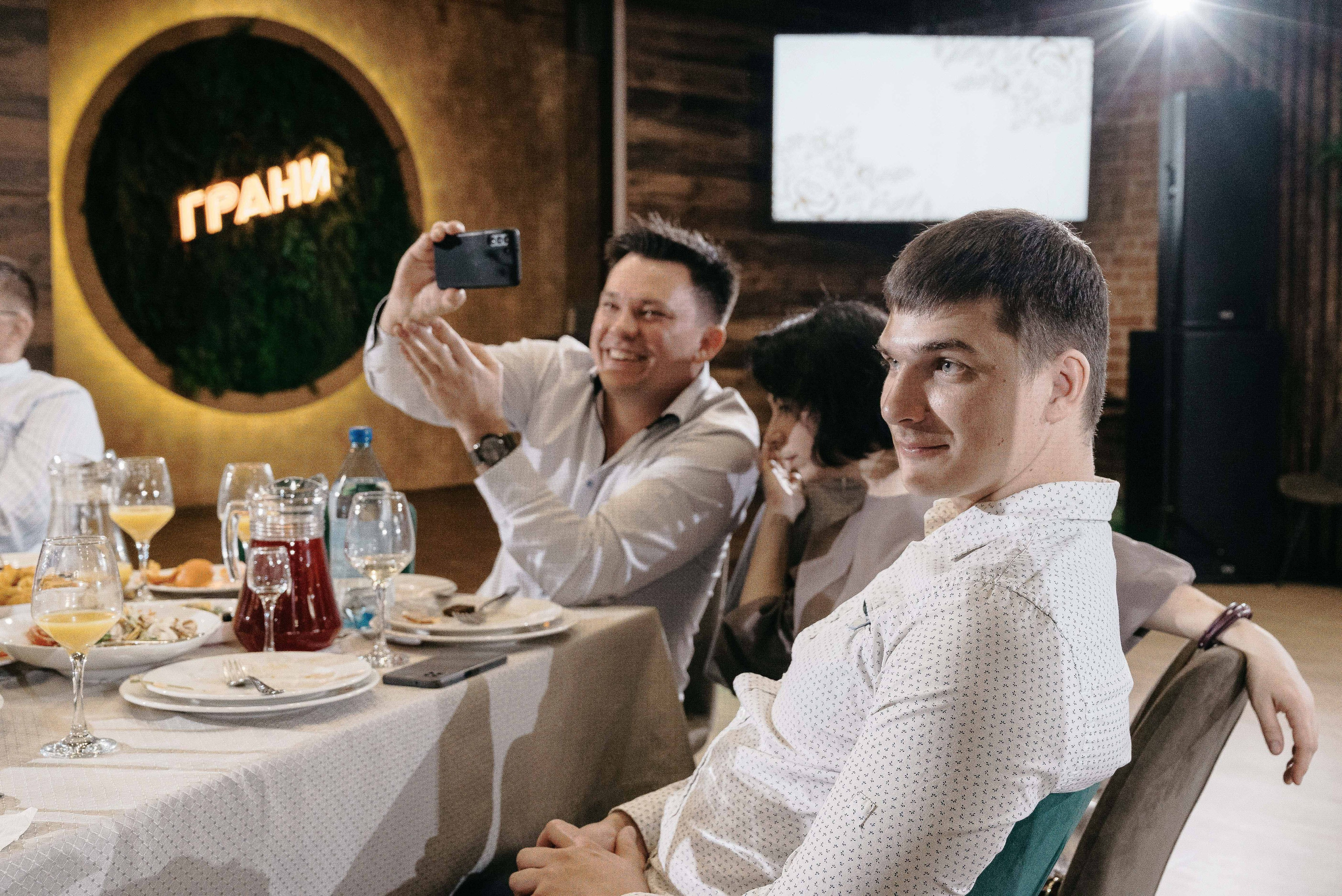 Артем и Галя. Тамара Власова