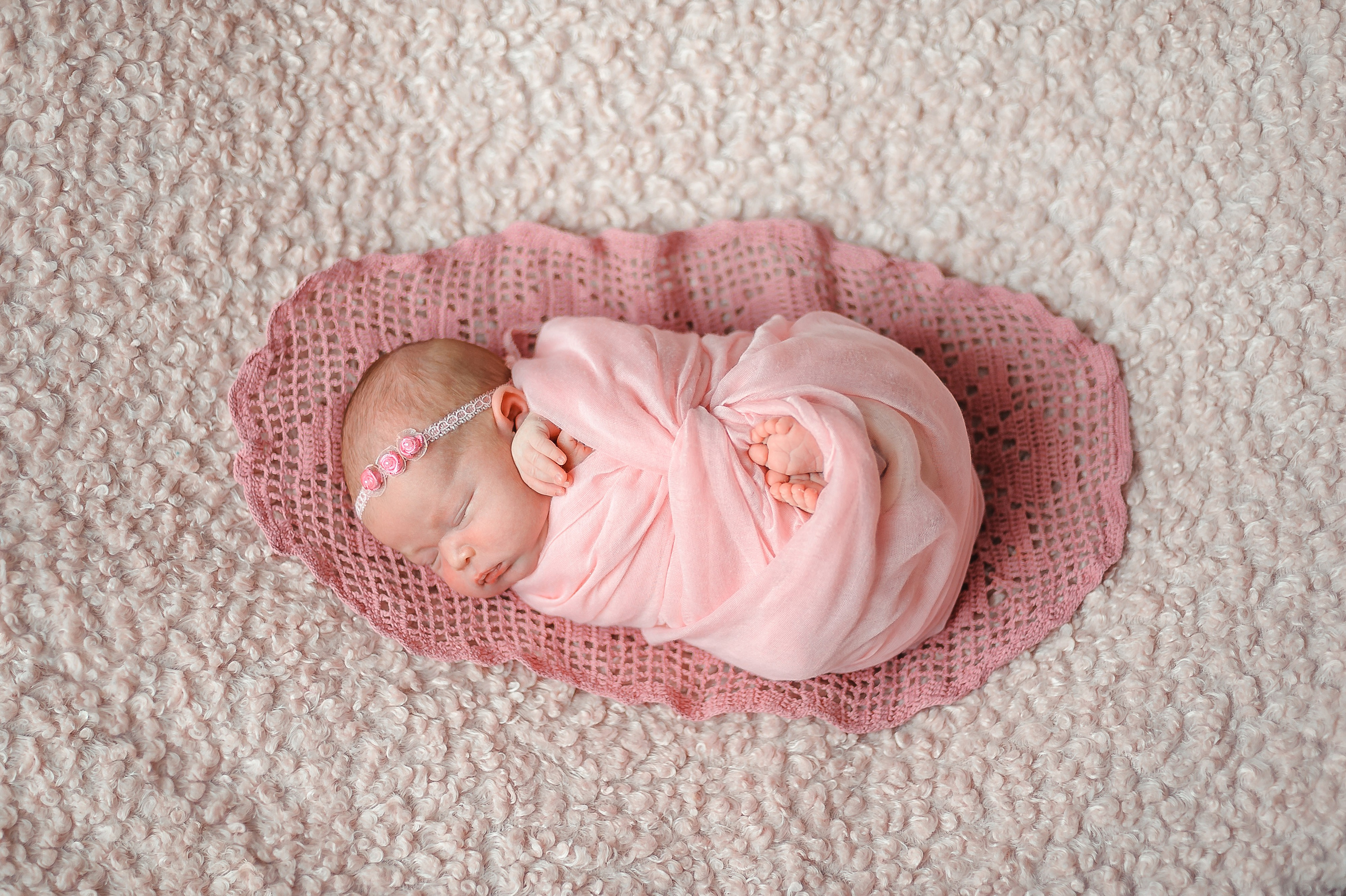 Амелия, 9 дней. Фотограф новорождённых в Йошкар-Оле Ильмира Сидоркина