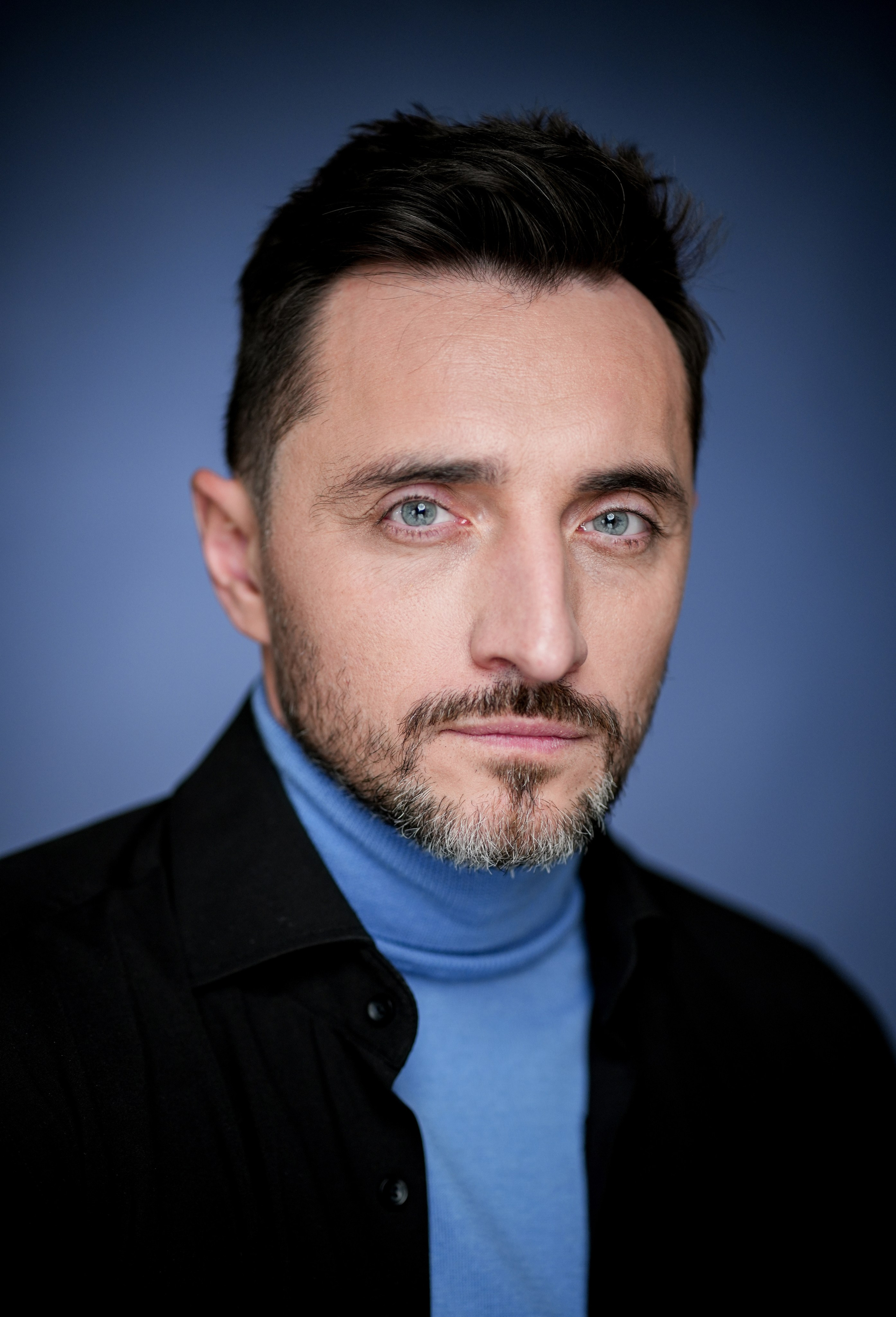 Актер Алексей Лосихин. Портретная съемка в Москве, студийный фотограф Игорь Фомин