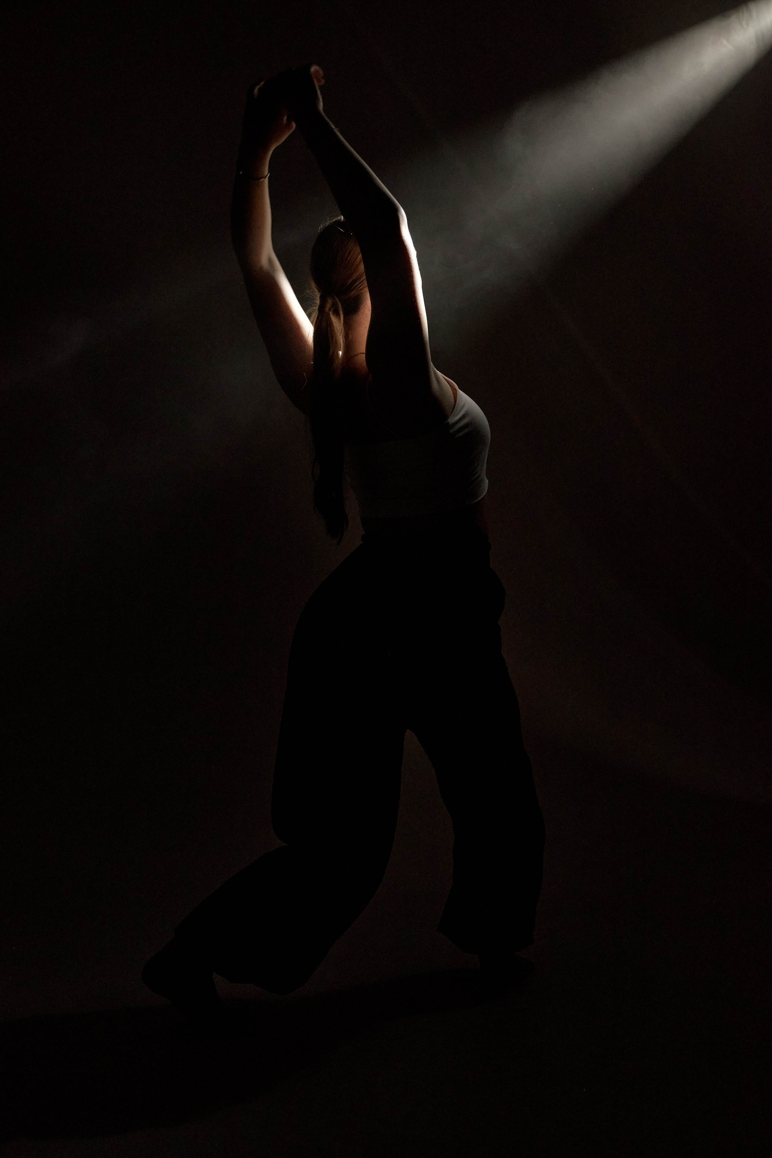 Танец. Фотограф Алексей Яковлев