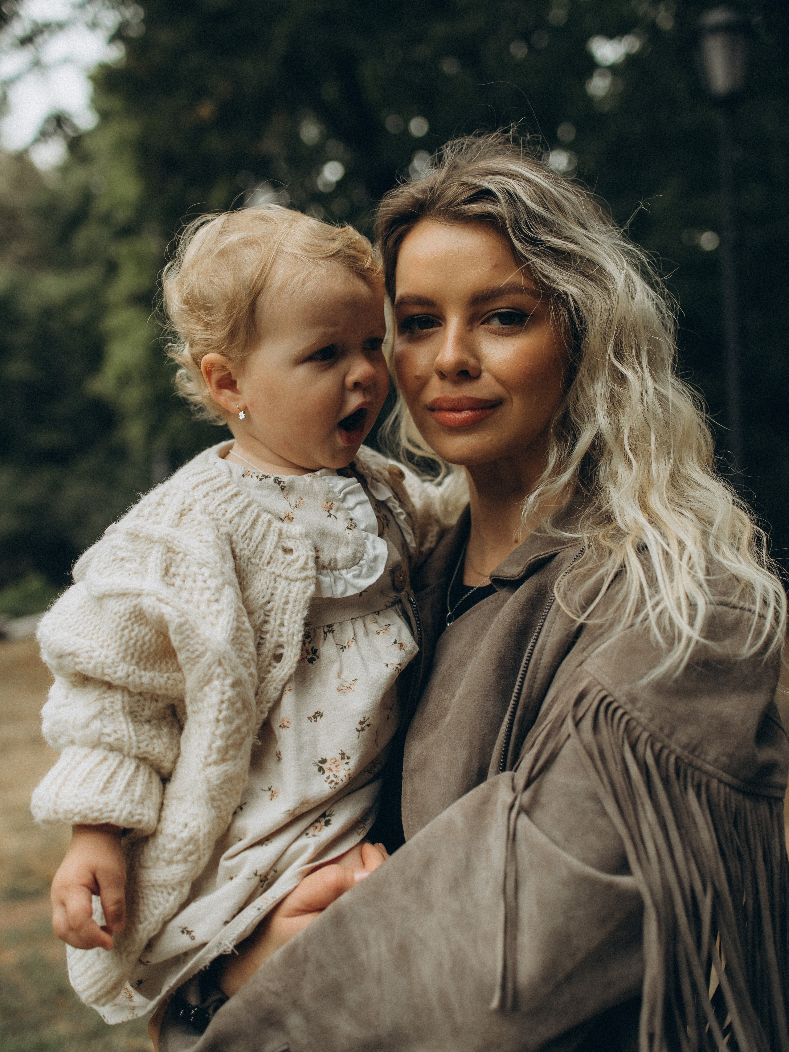 Осенняя история. Вика и Стеша. Фотограф Дарья Соколовская