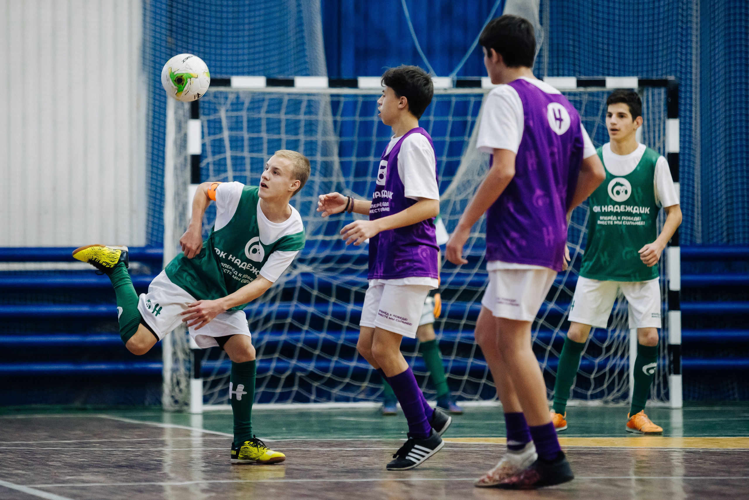 Турнир по футболу среди команд школ-интернатов Магнитогорска «Надеждик CUP» // 08.12.2024. Денис Прохоров Фотограф в г. Магнитогорск