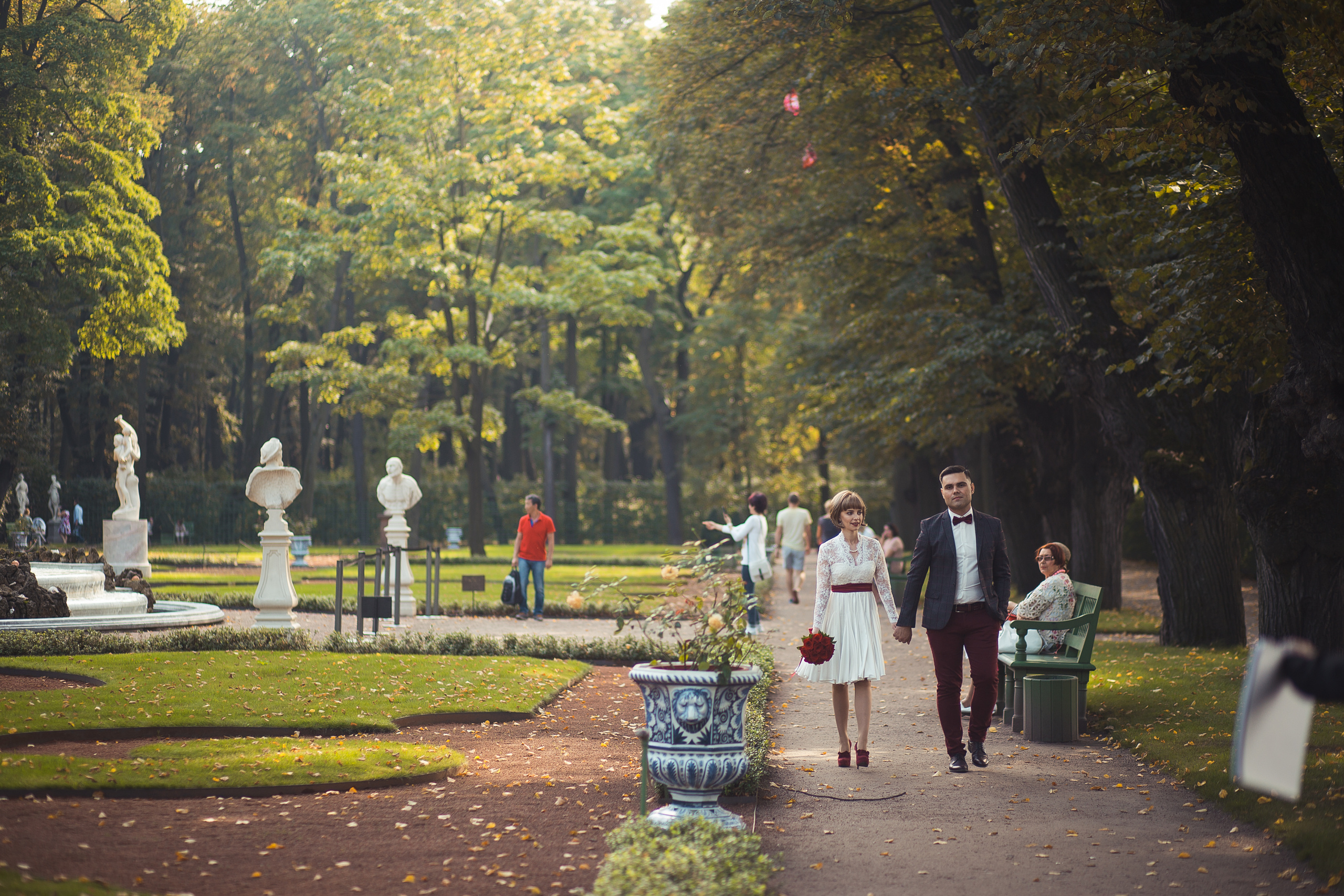 Молодожены, портфолио свадебного, свадебная прогулка, заказать свадебн. Свадебный фотограф в СПб Сергей Малиновский