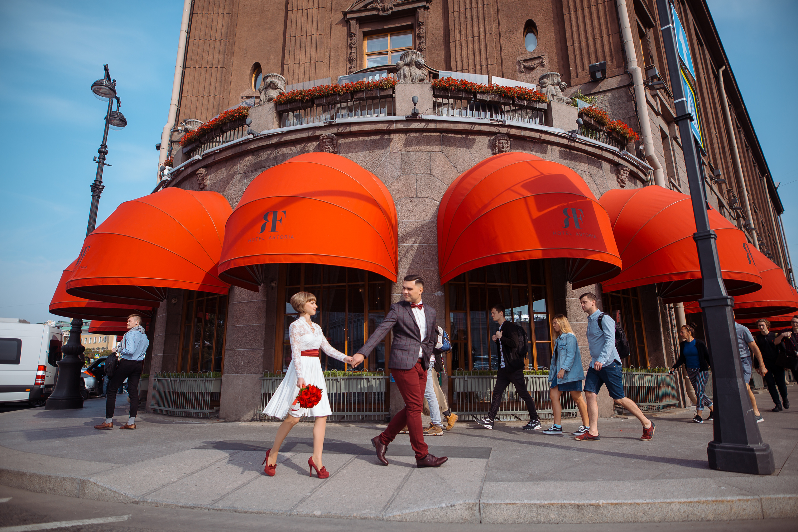 Молодожены, портфолио свадебного, свадебная прогулка, заказать свадебн. Свадебный фотограф в СПб Сергей Малиновский